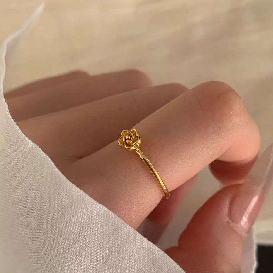  Nhẫn Titan Rosie VG 