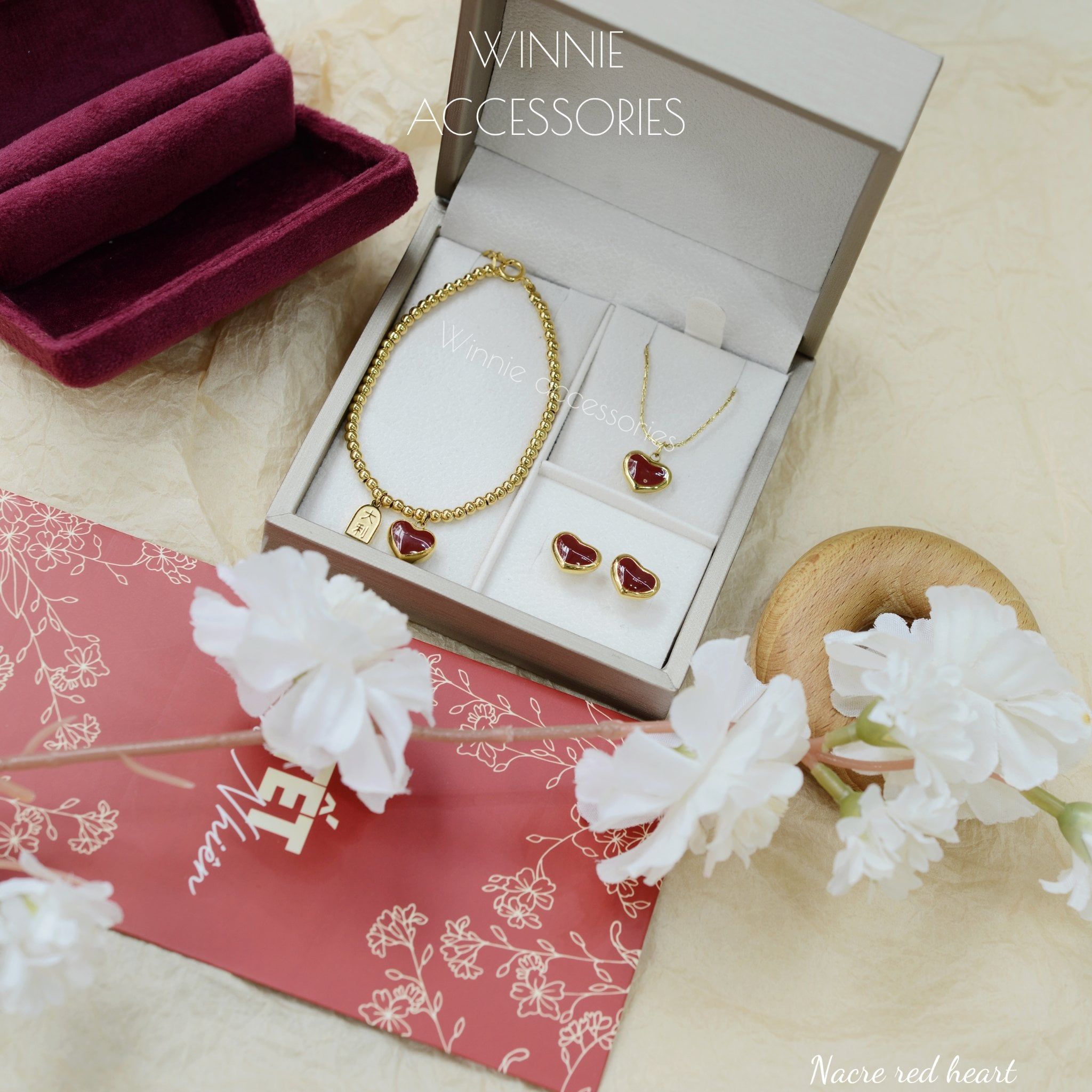  Lắc tay Titan Nacre Red Heart 