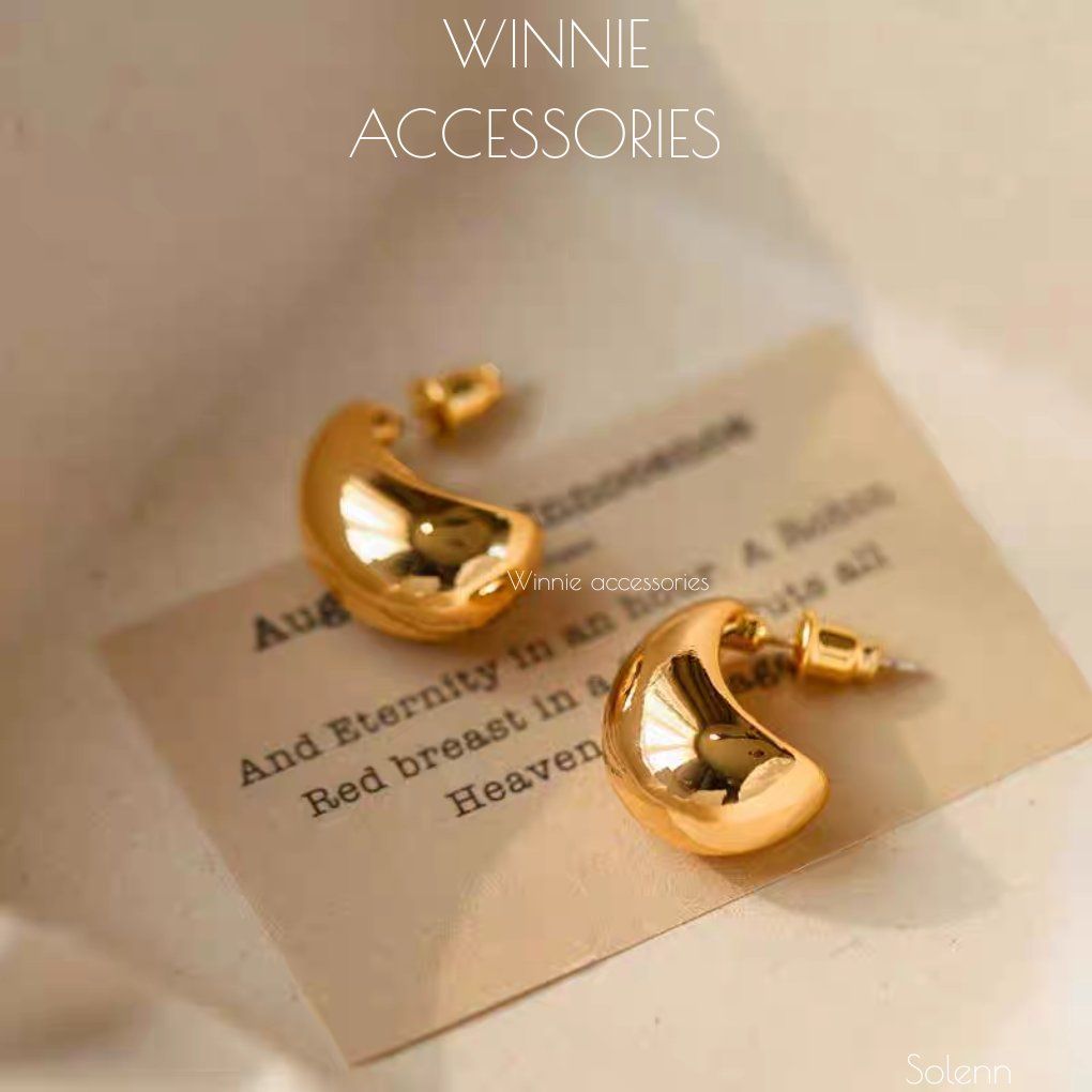  Hoa tai Titan Solenn 