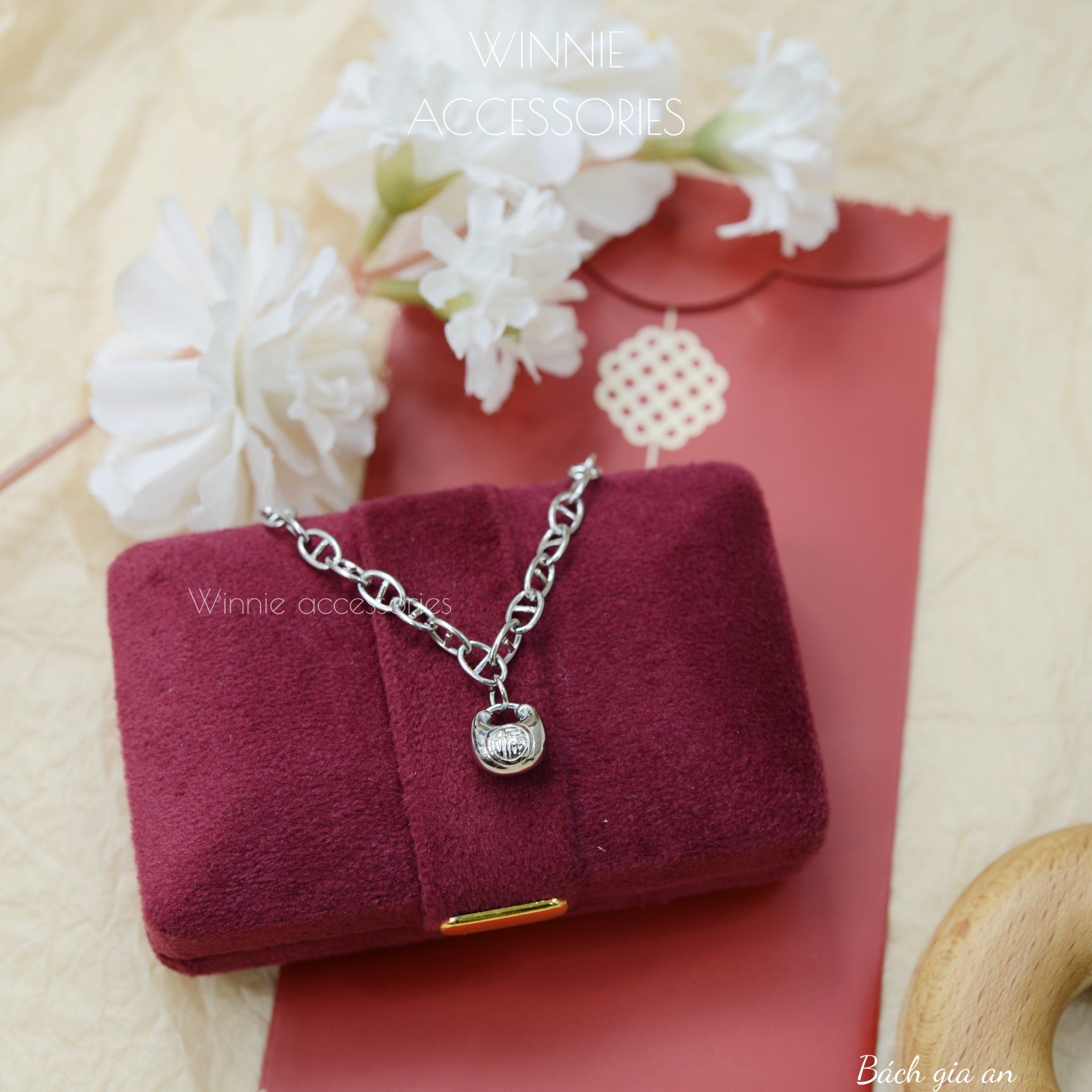  Lắc tay Titan Bách Gia An 