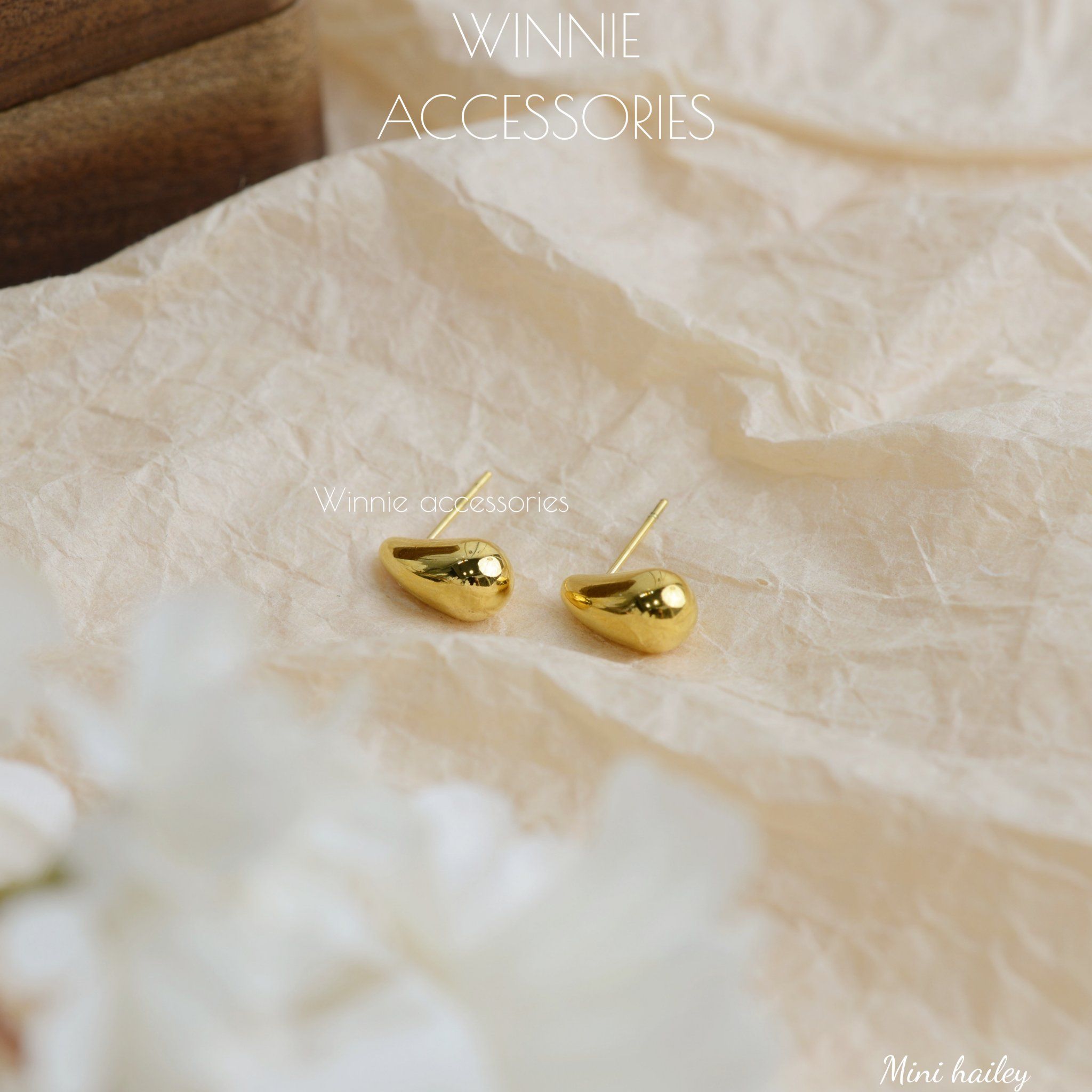  Hoa tai Titan Mini Hailey 