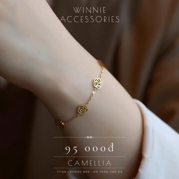  Lắc tay Titan Camellia 