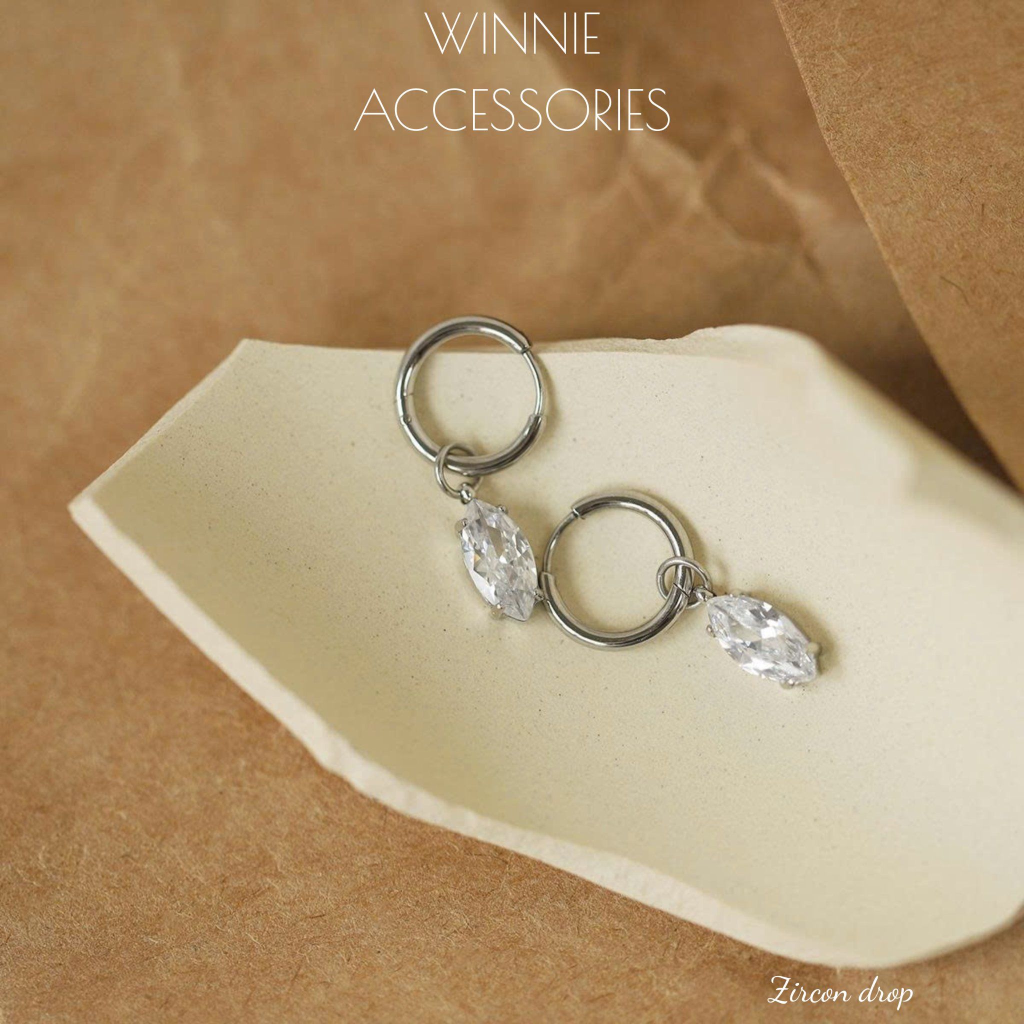  Hoa tai Titan Zircon Drop 