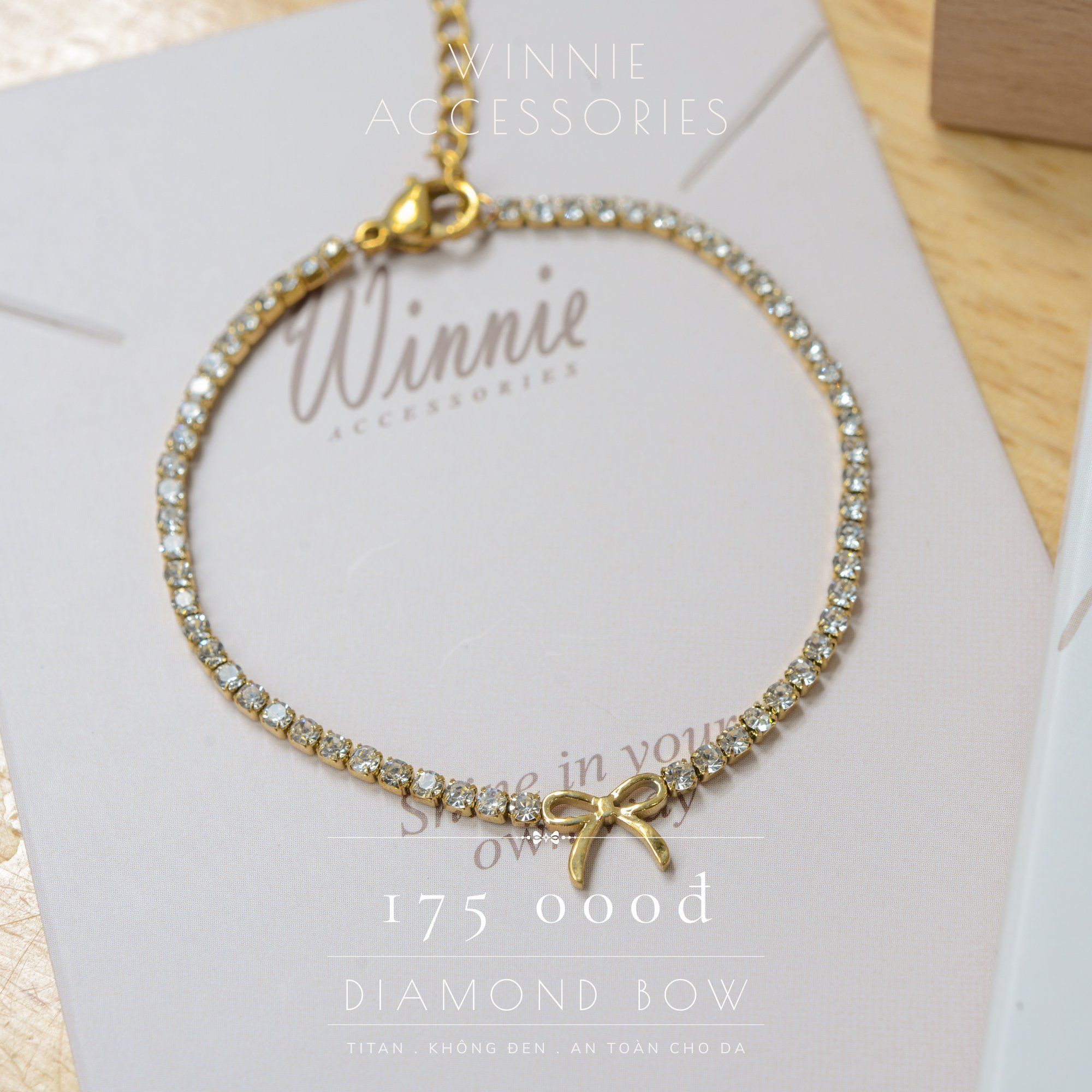  Lắc tay Titan Diamond bow 
