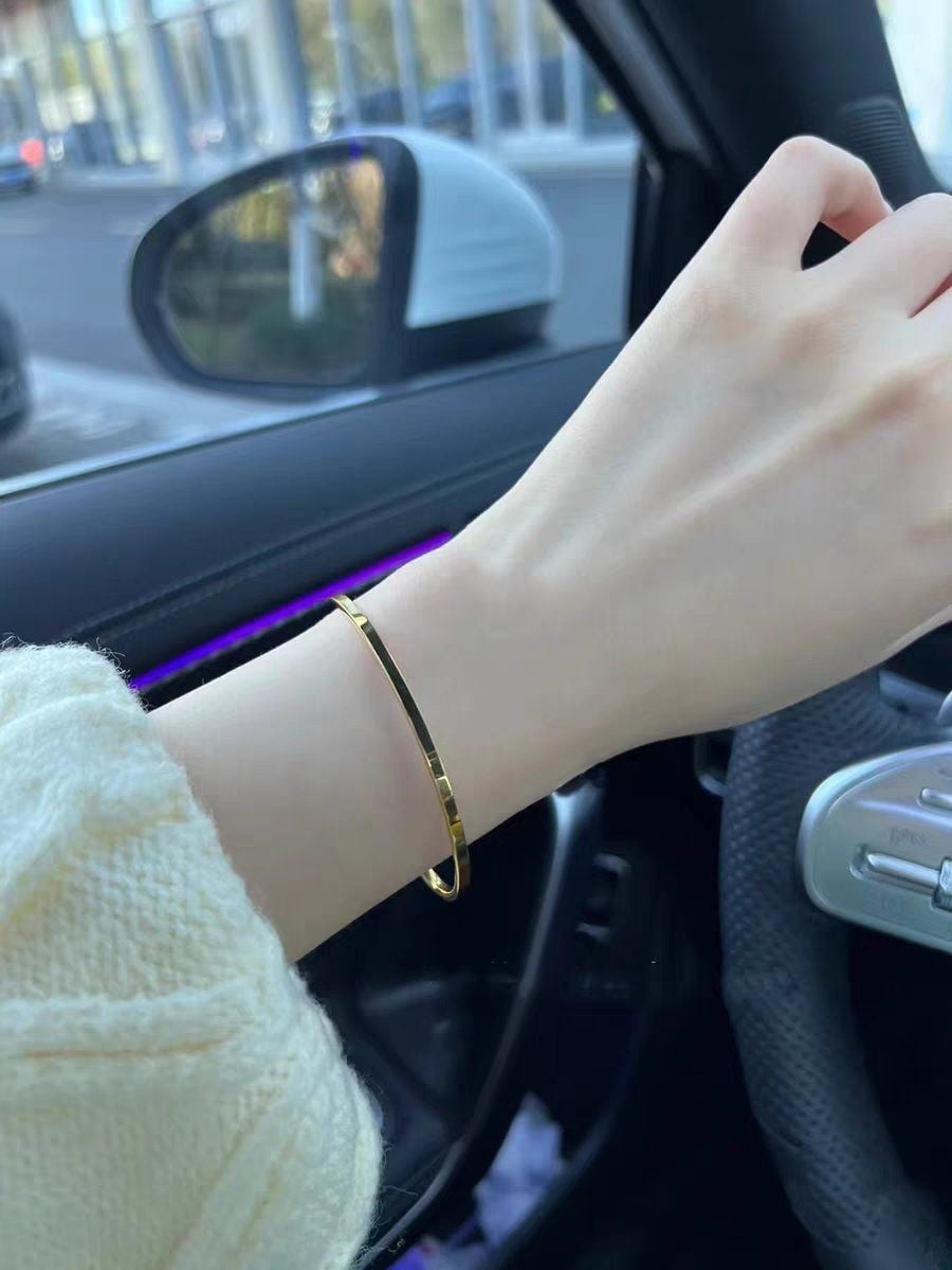  Vòng tay Titan Basic 