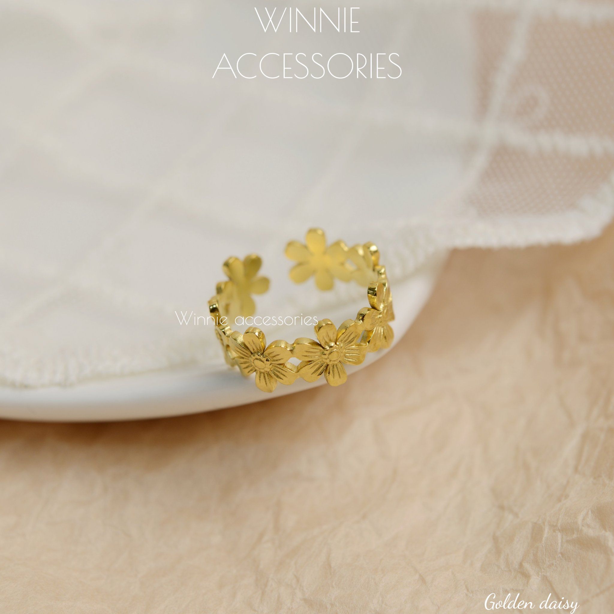  Nhẫn Titan Golden Daisy 