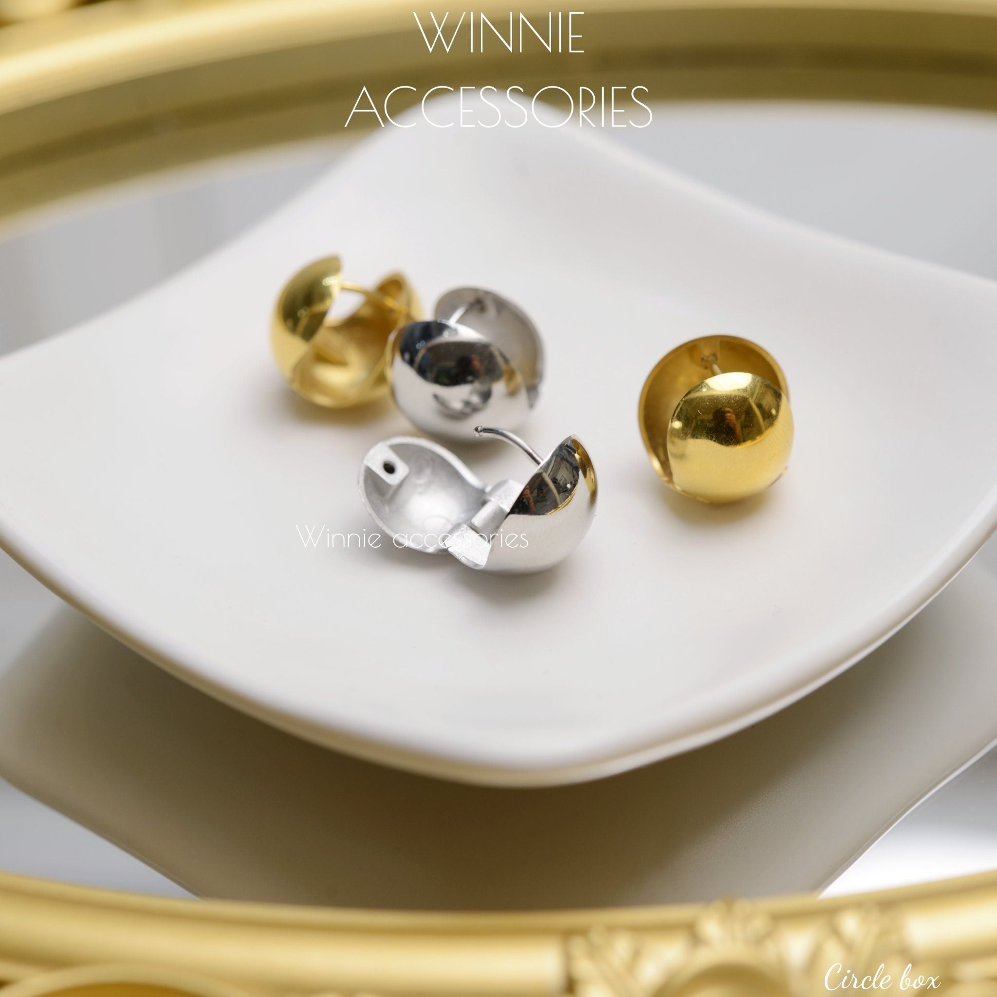  Hoa tai Titan Circle Box 