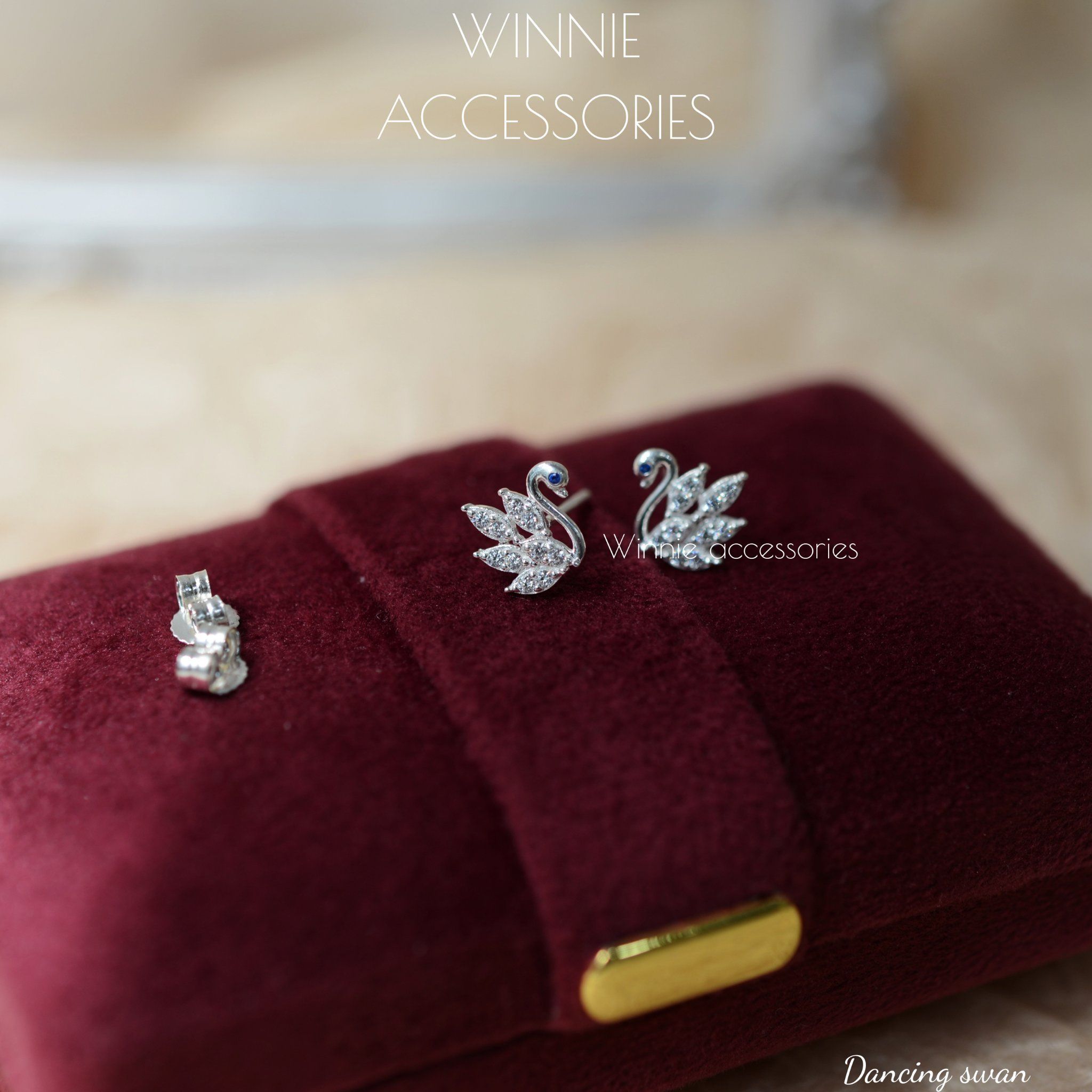  Hoa tai Bạc S925 Dancing Swan 