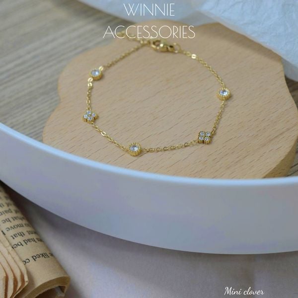  Lắc tay Titan Mini Clover 