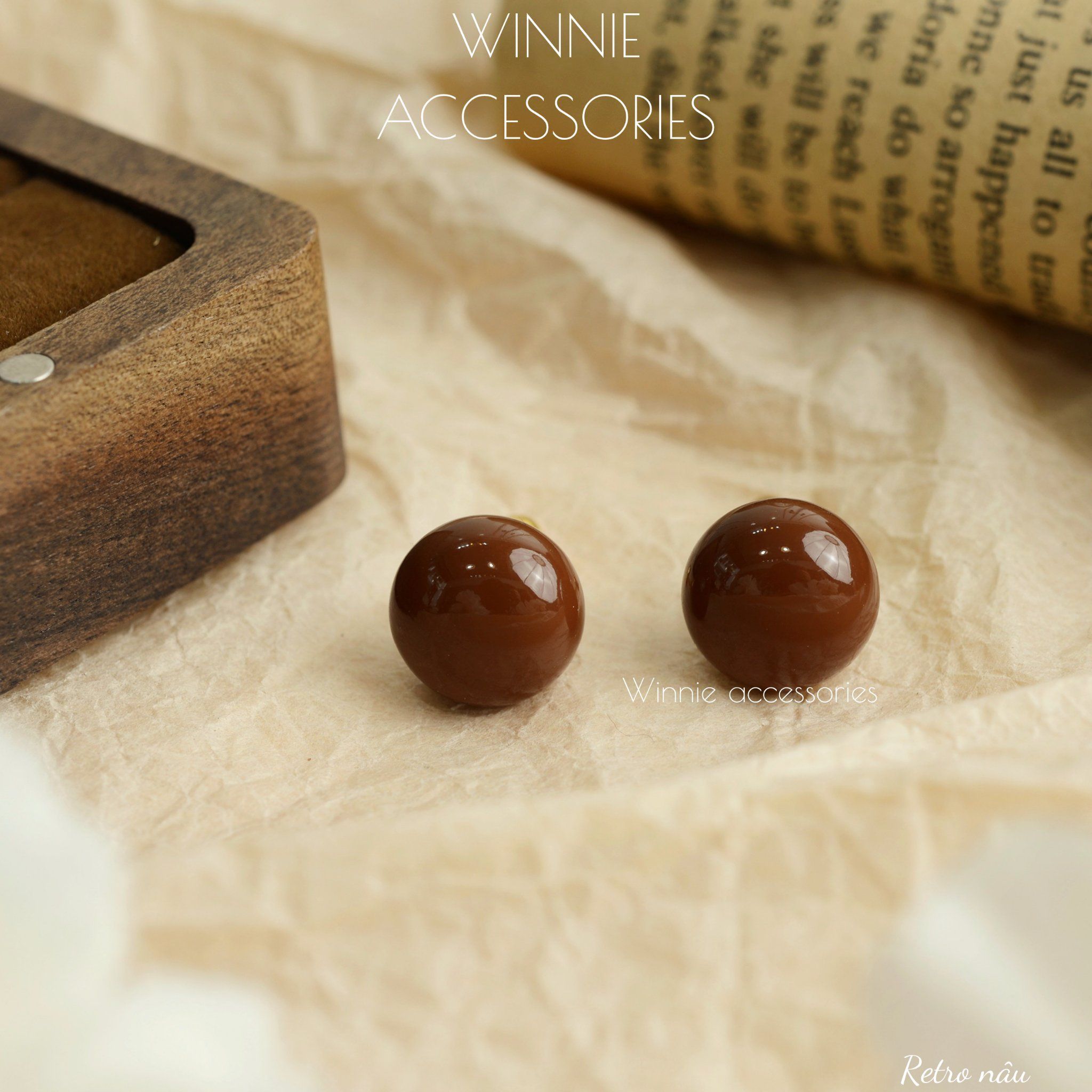  Hoa tai titan Bi ngọc trai retro nâu 