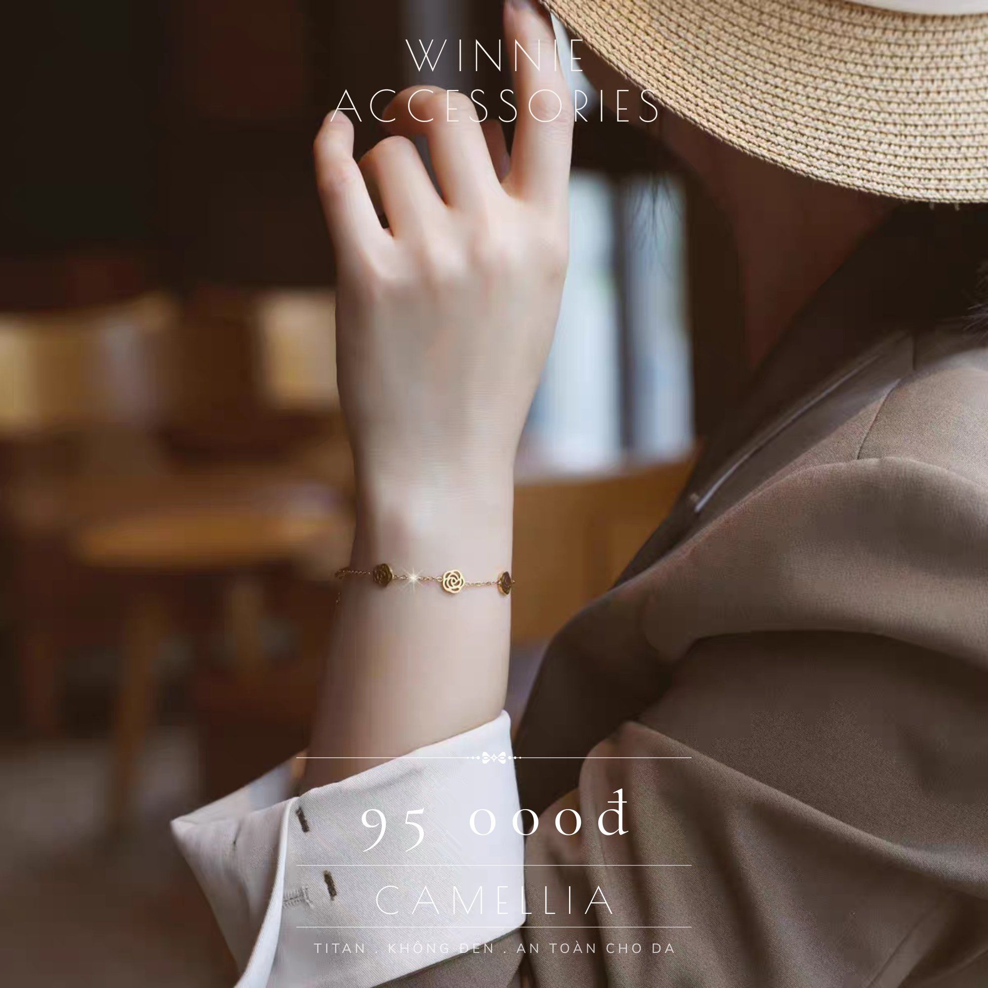  Lắc tay Titan Camellia 