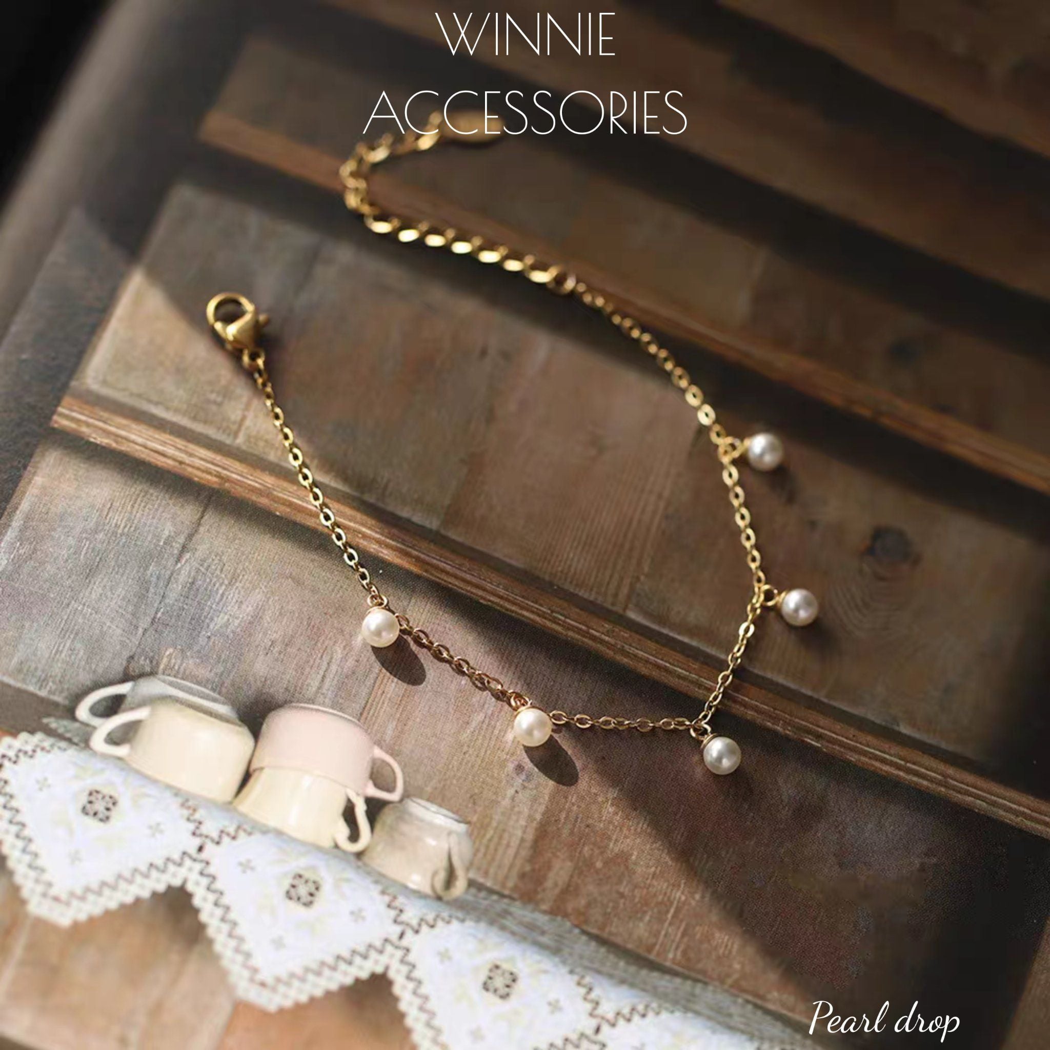  Lắc tay Titan Pearl Drop 