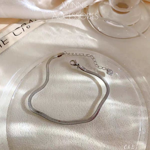  Lắc chân titan CK B 