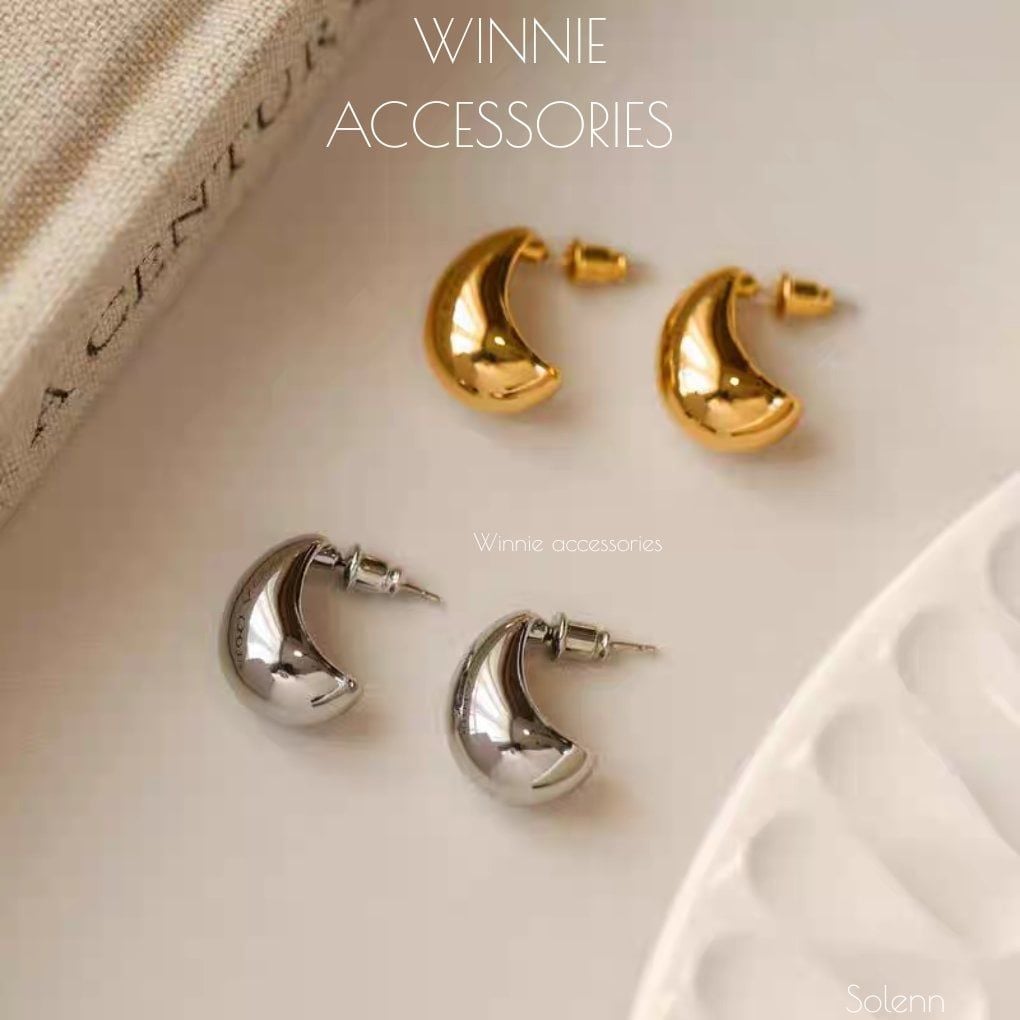  Hoa tai Titan Solenn 