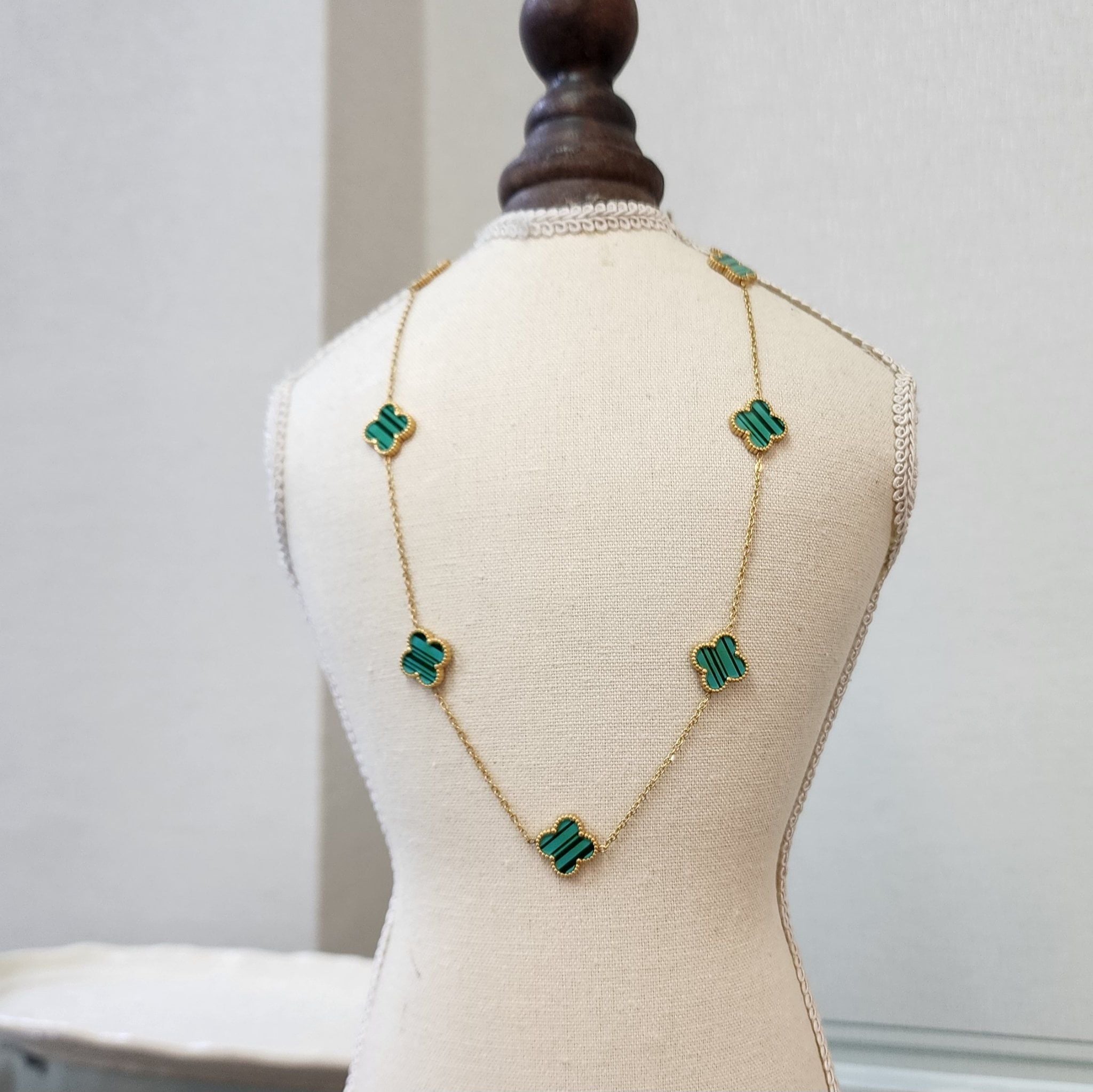  Dây chuyền Titan VCA xanh lá 7 hoa 