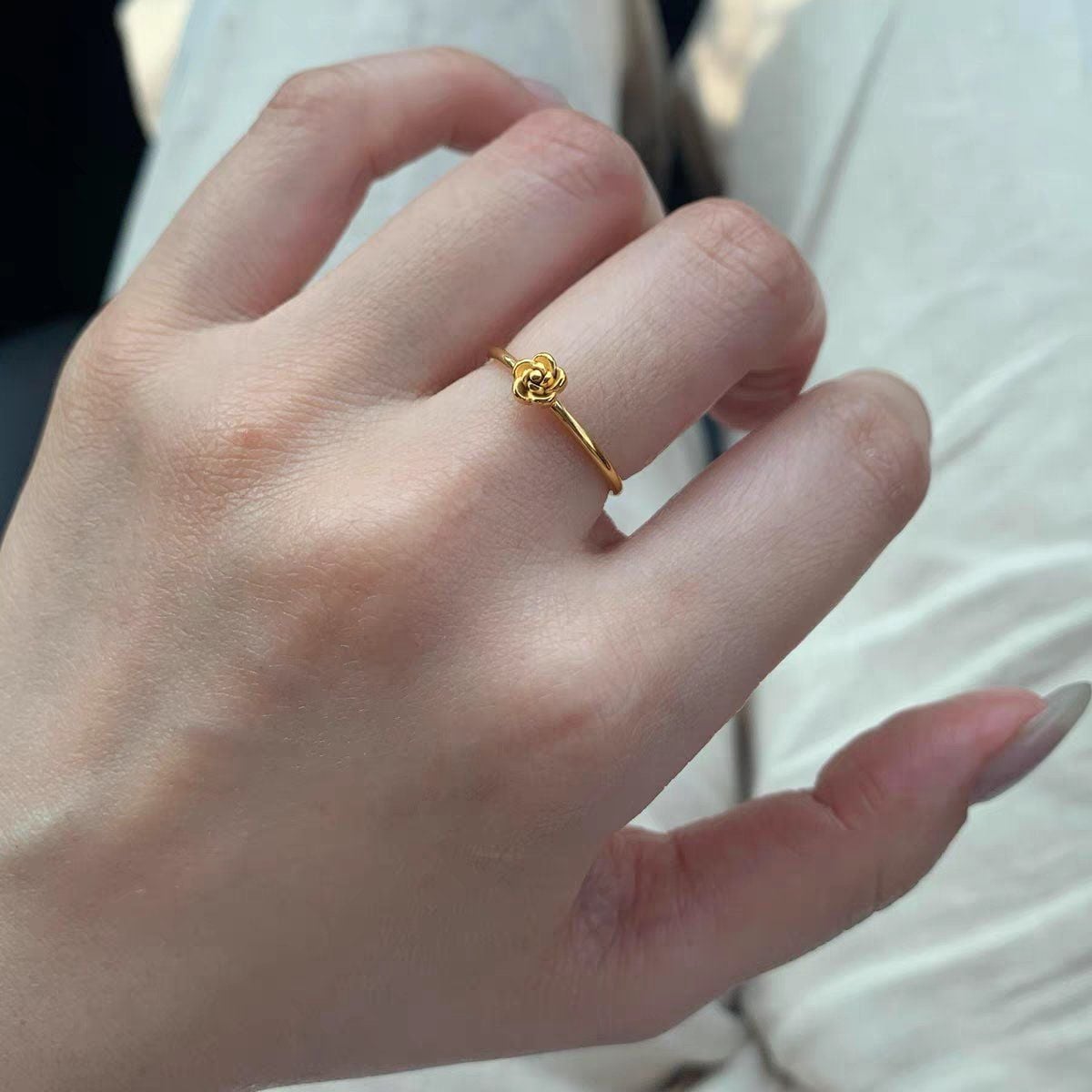  Nhẫn Titan Rosie VG 