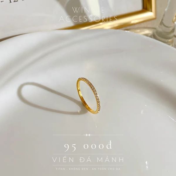  Nhẫn titan viền đá mảnh VG 