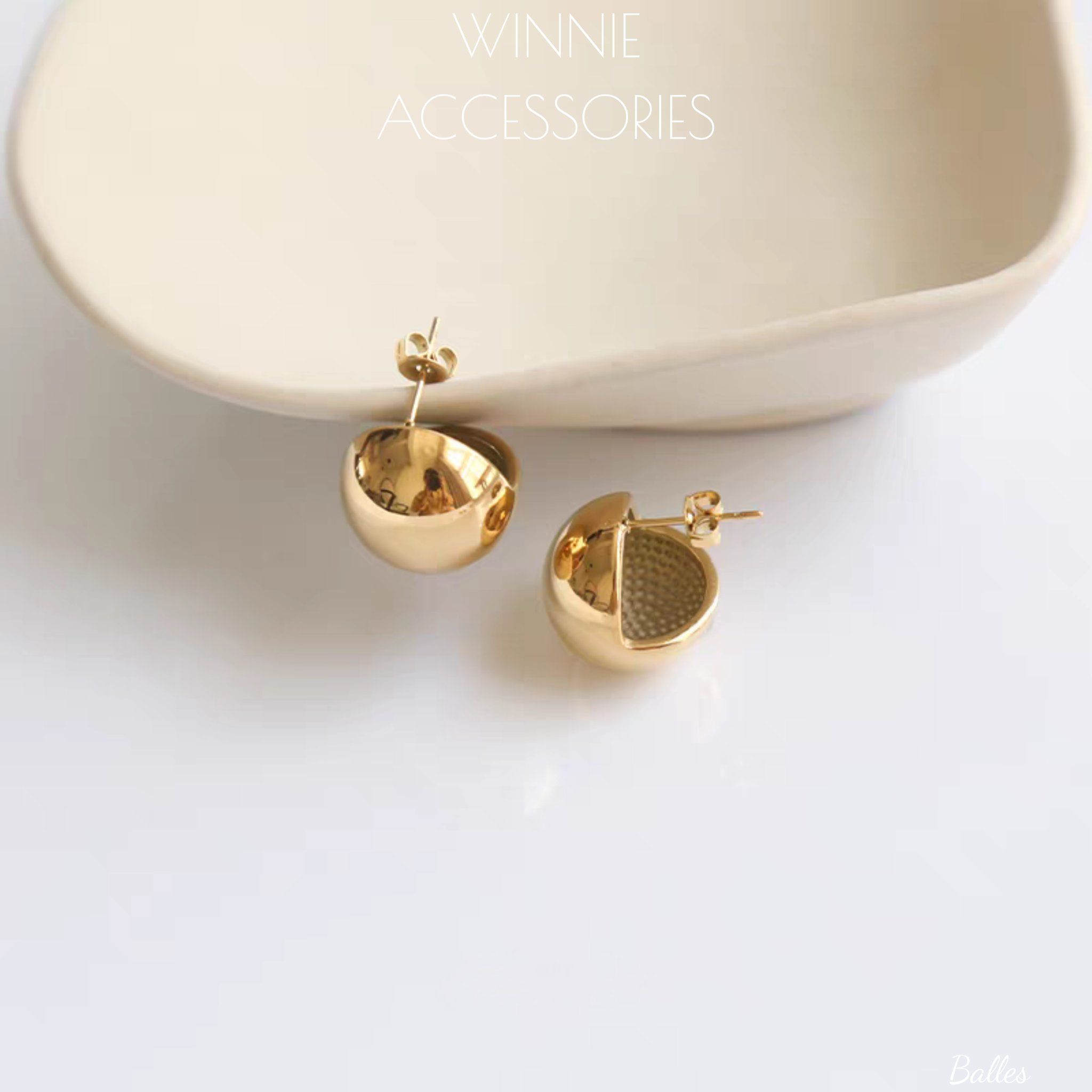  Hoa tai Titan Balles 