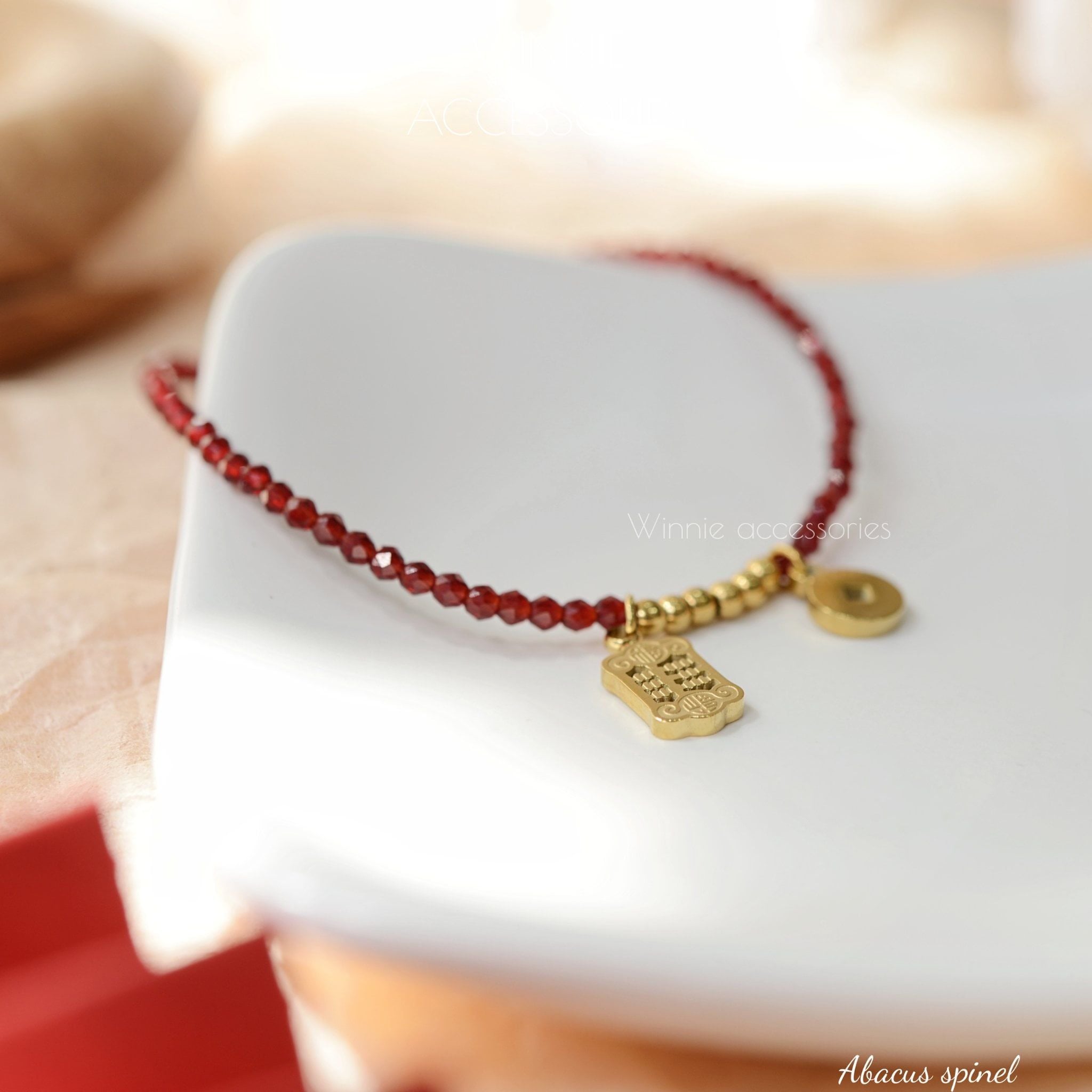  Lắc tay Titan Abacus Spinel 