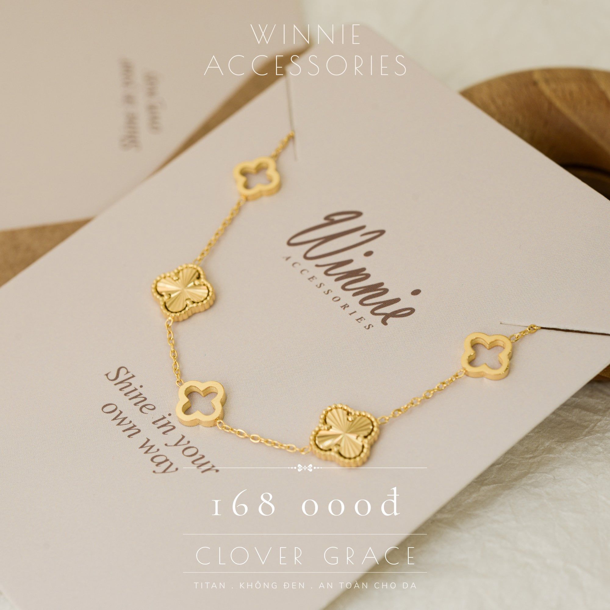  Lắc tay Titan Clover grace VG 