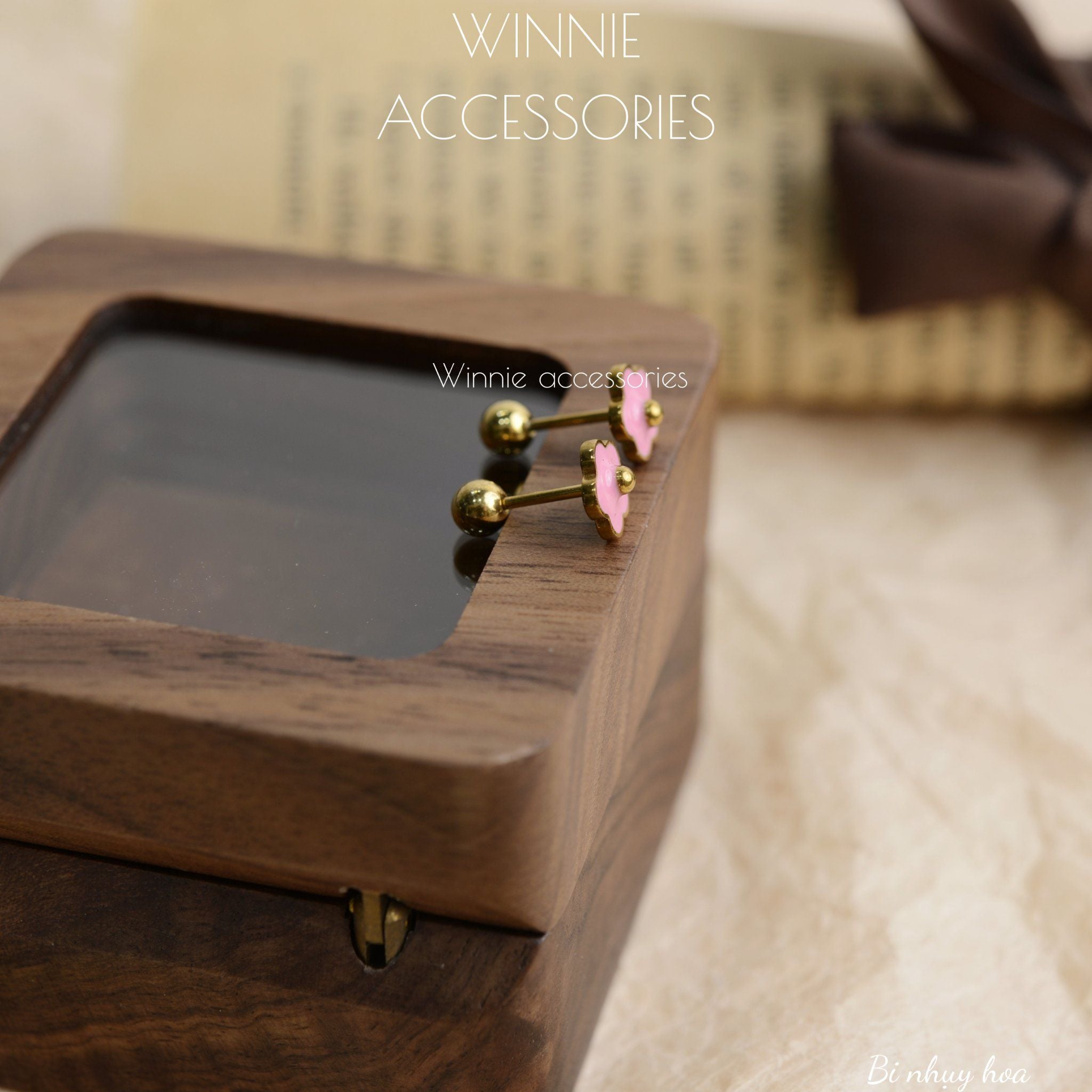  Hoa tai titan Bi Nhụy màu 