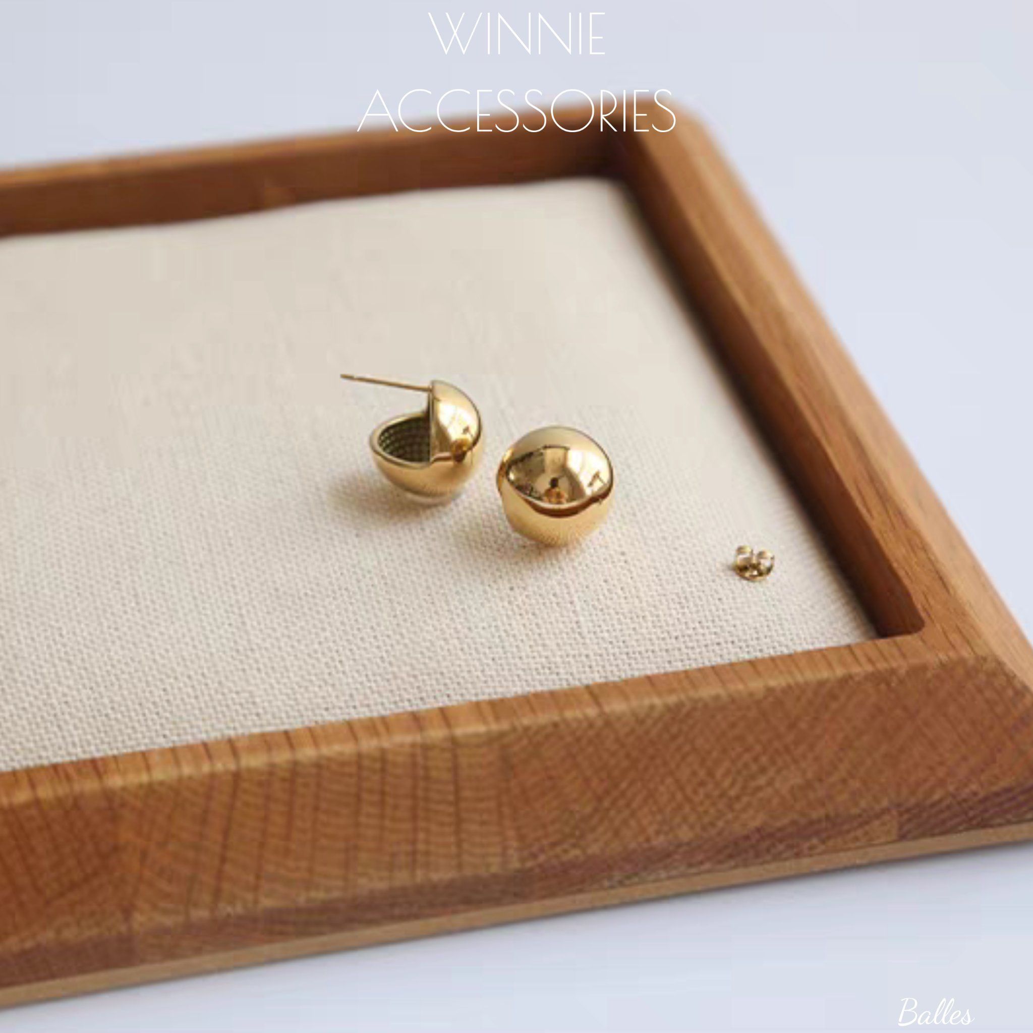  Hoa tai Titan Balles 