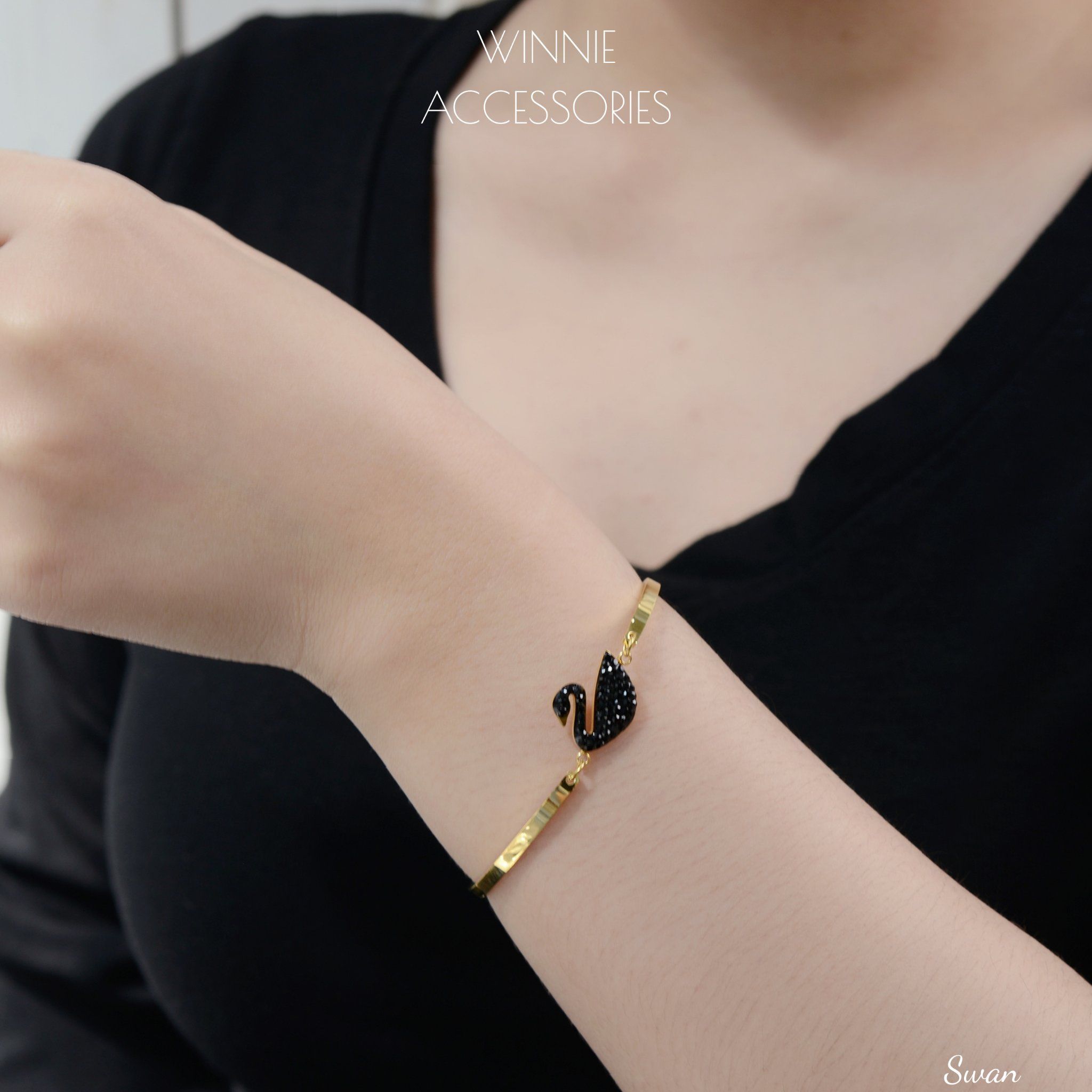  Lắc tay Titan Swan 