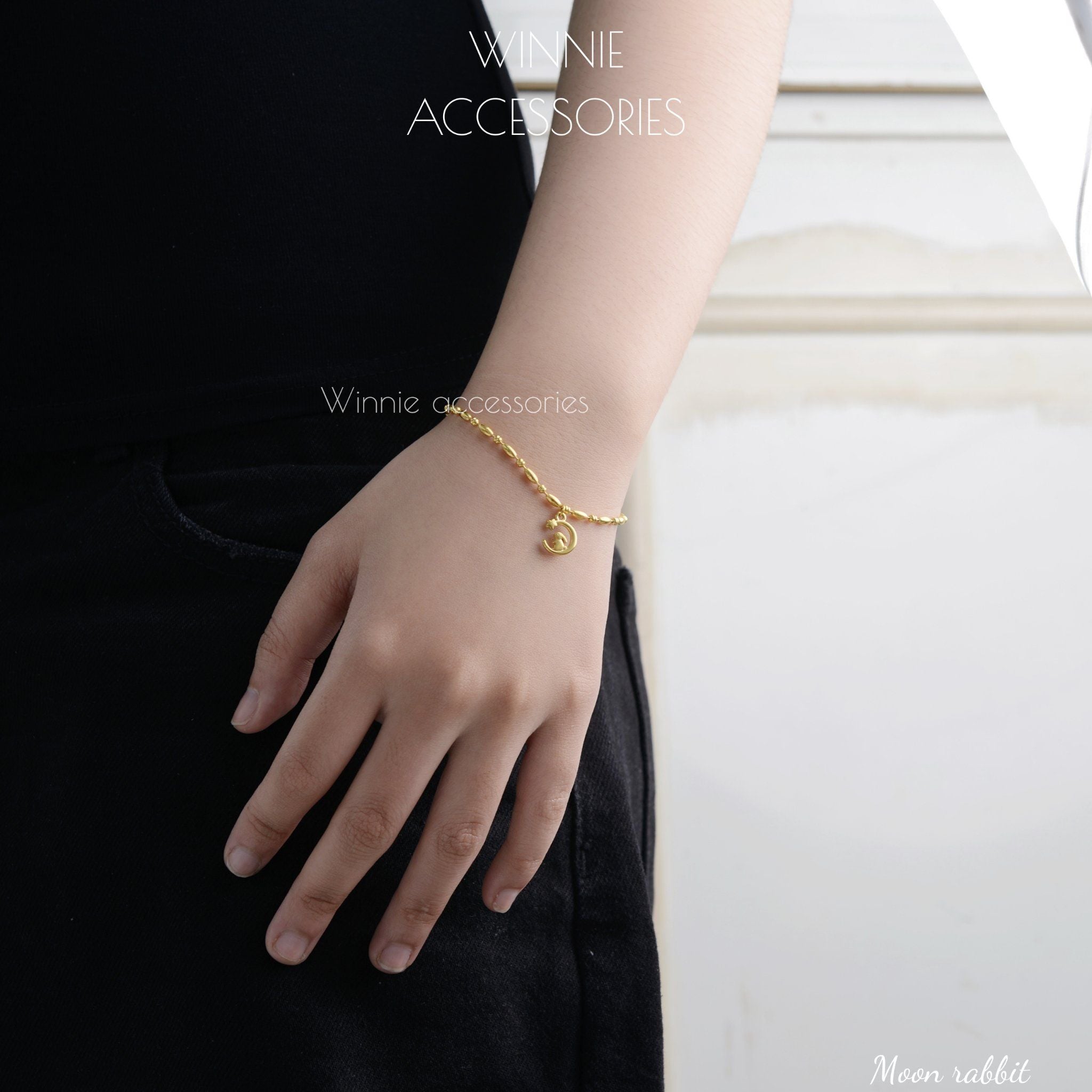  Lắc tay Titan Moon Rabbit 