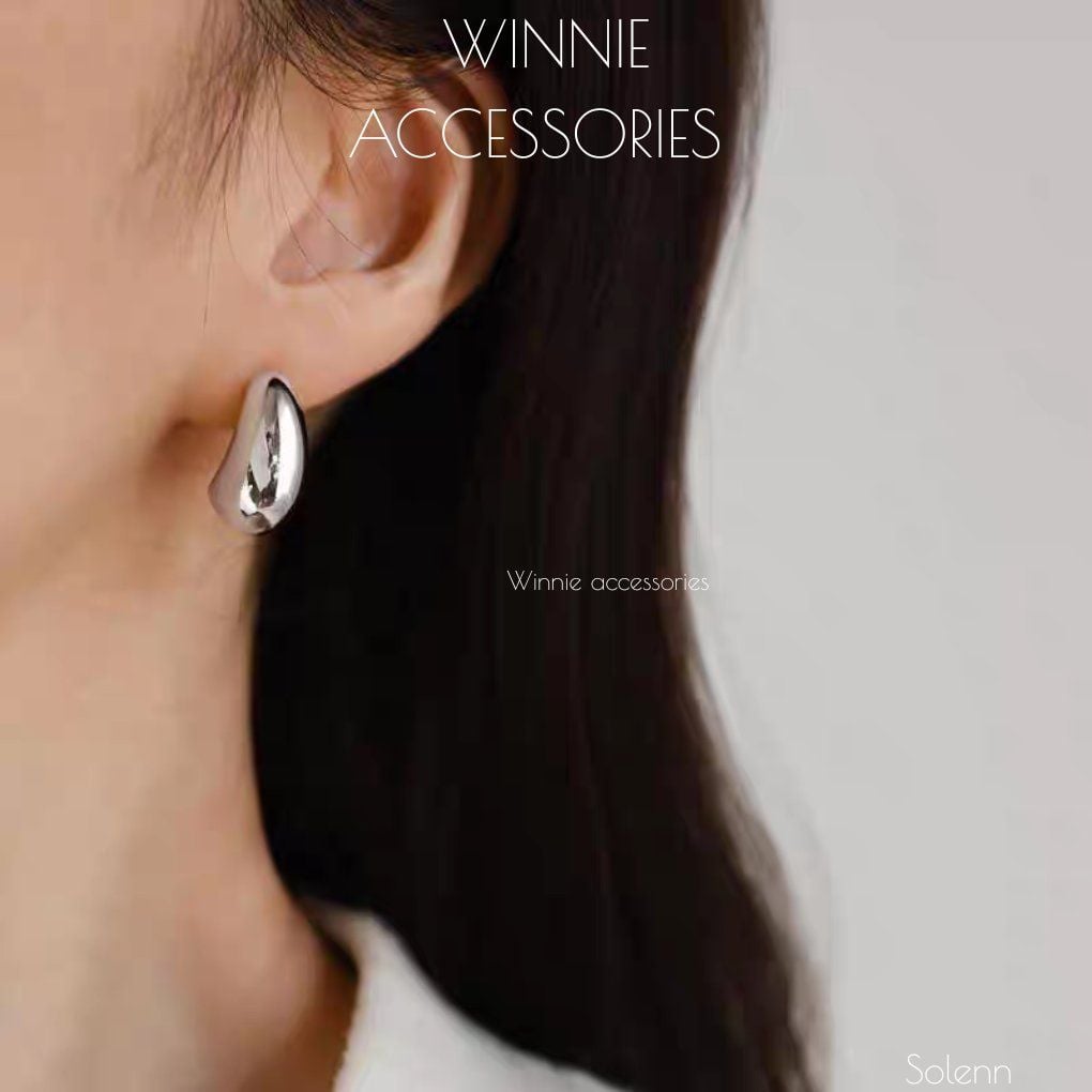  Hoa tai Titan Solenn 