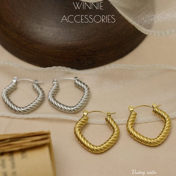  Hoa tai Titan Vuông Xoắn 