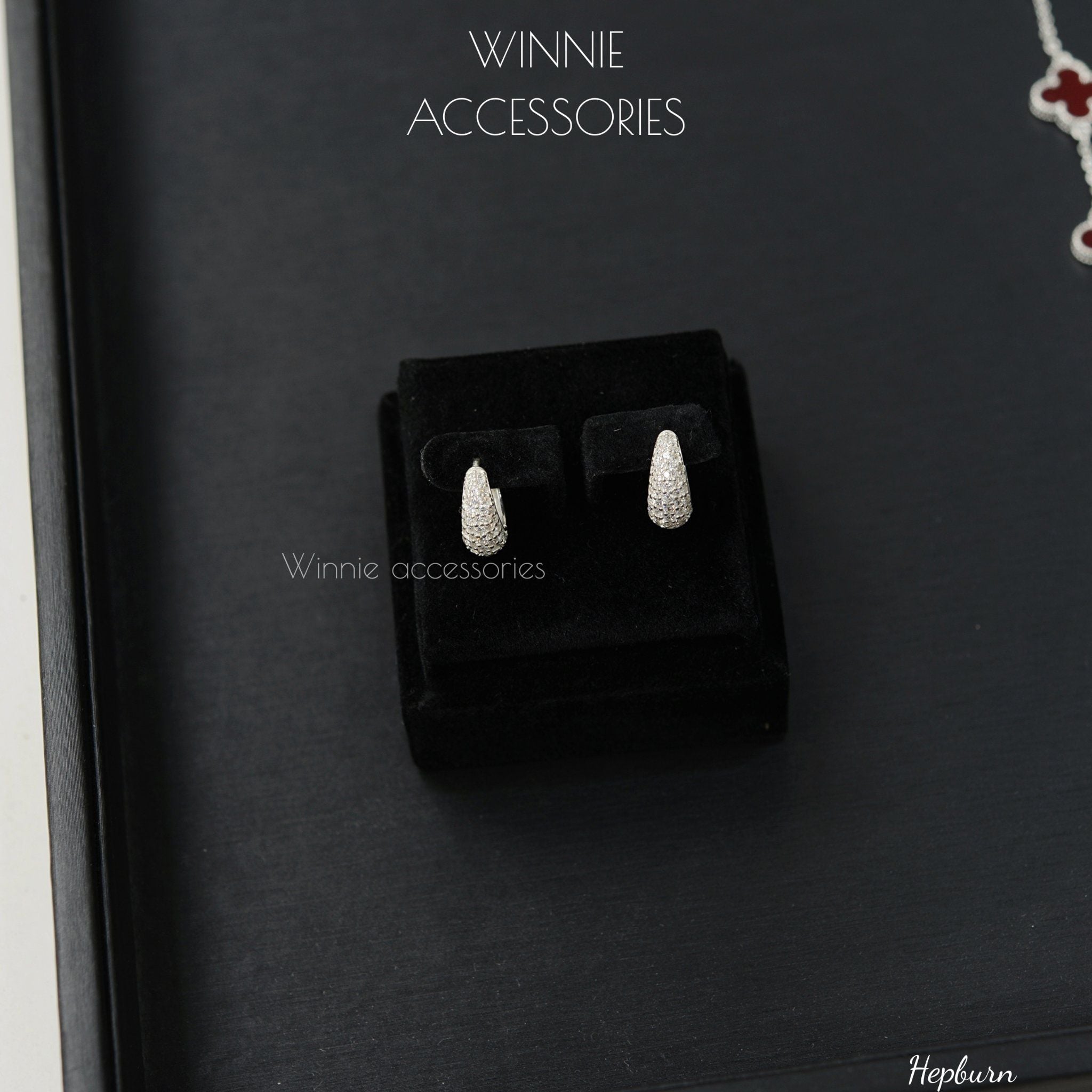  Hoa tai Bạc S925 Khoen Hepburn 