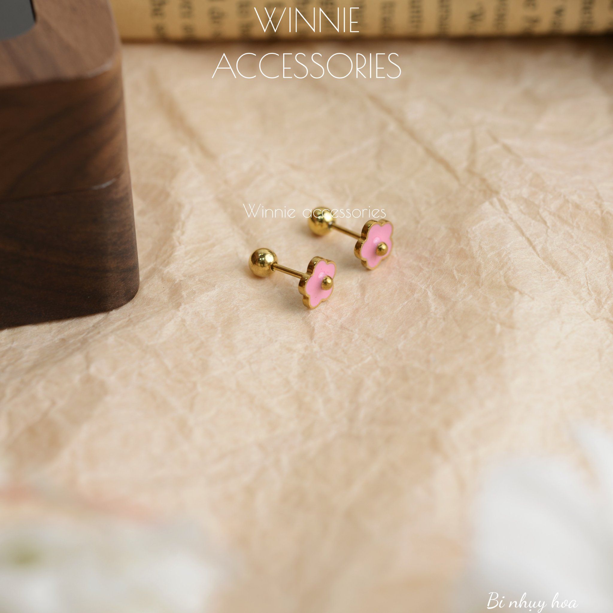  Hoa tai titan Bi Nhụy màu 