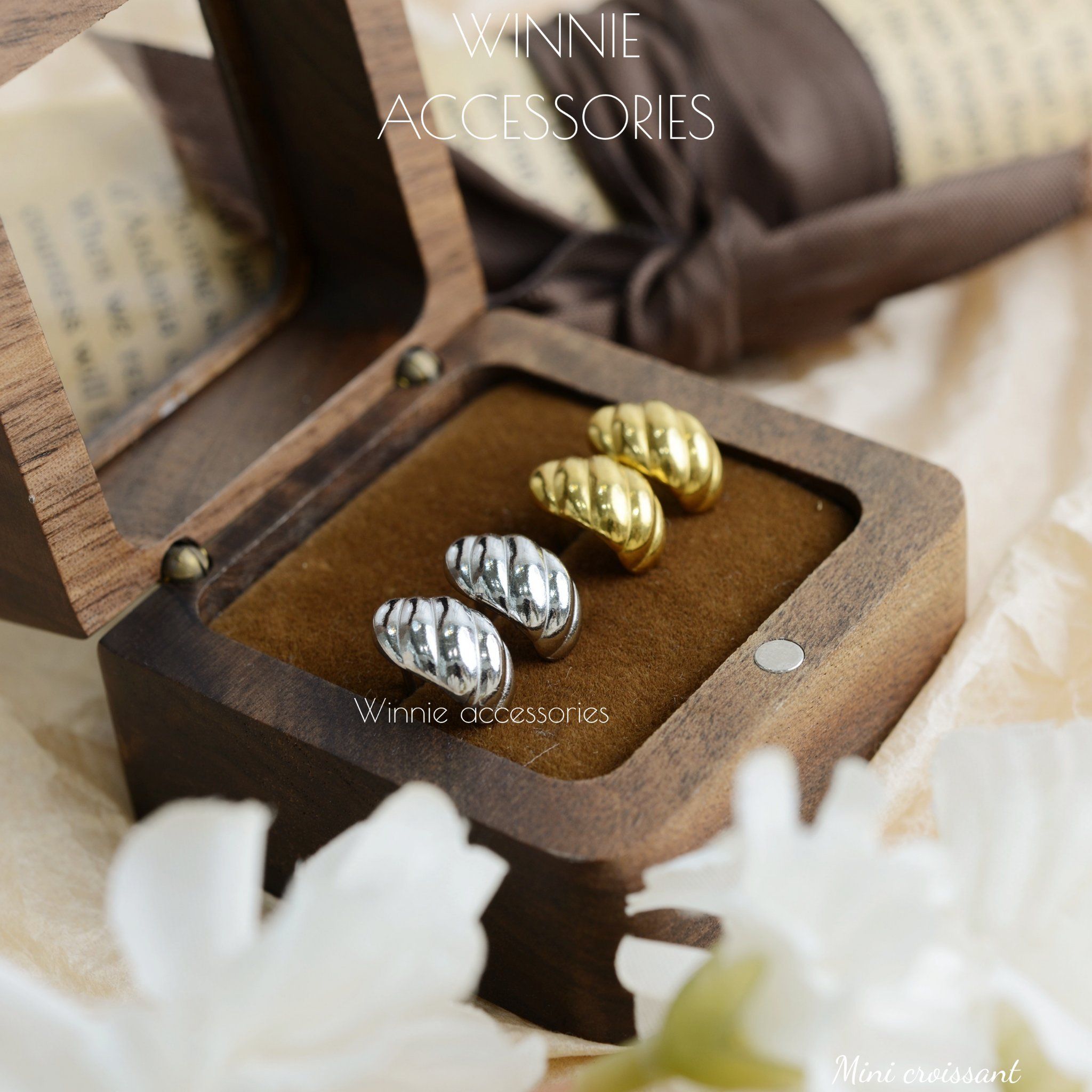  Hoa tai Titan Mini Croissant 