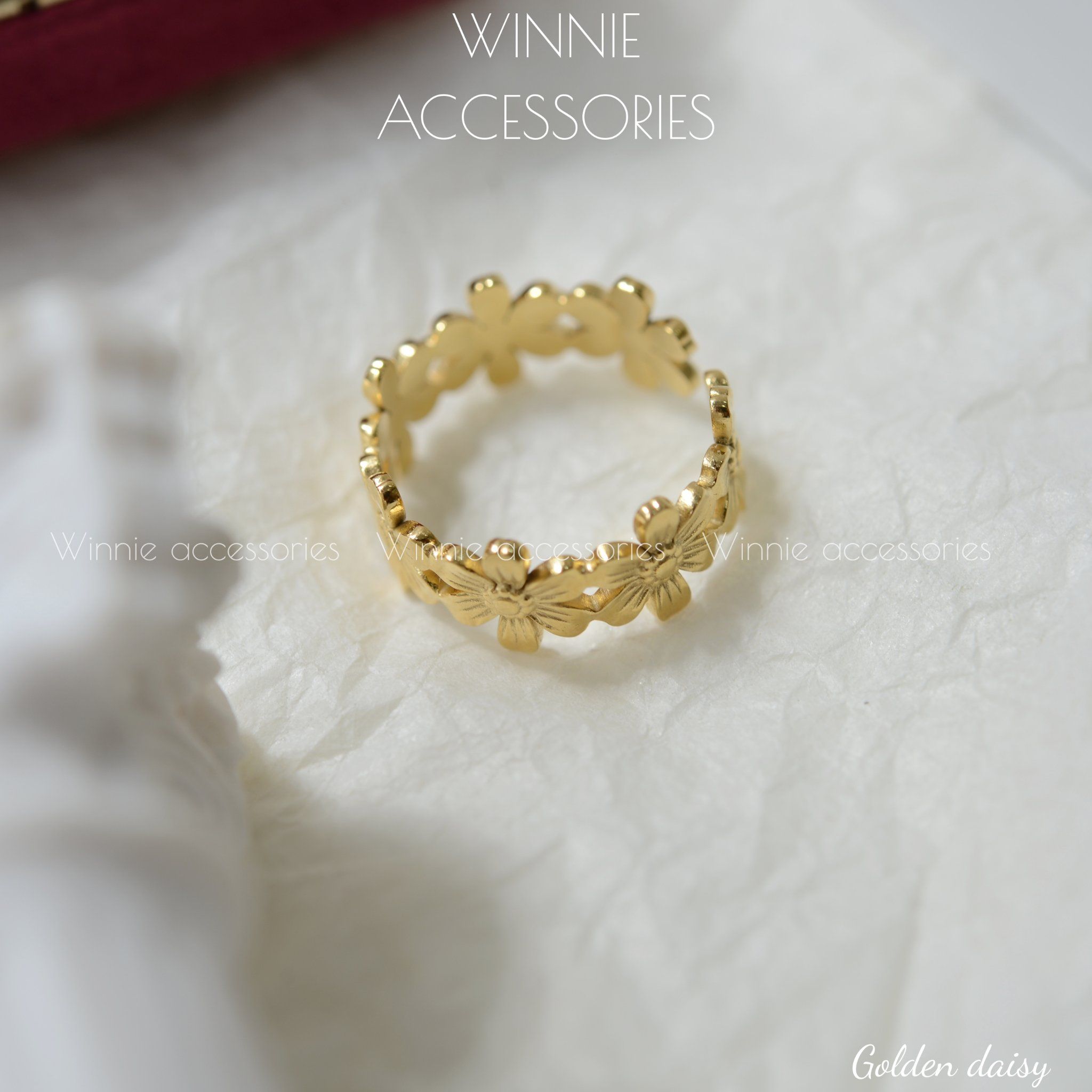  Nhẫn Titan Golden Daisy 