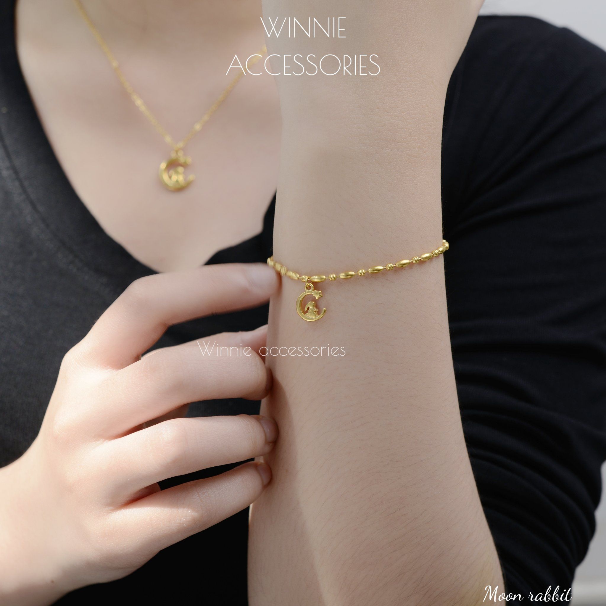  Lắc tay Titan Moon Rabbit 