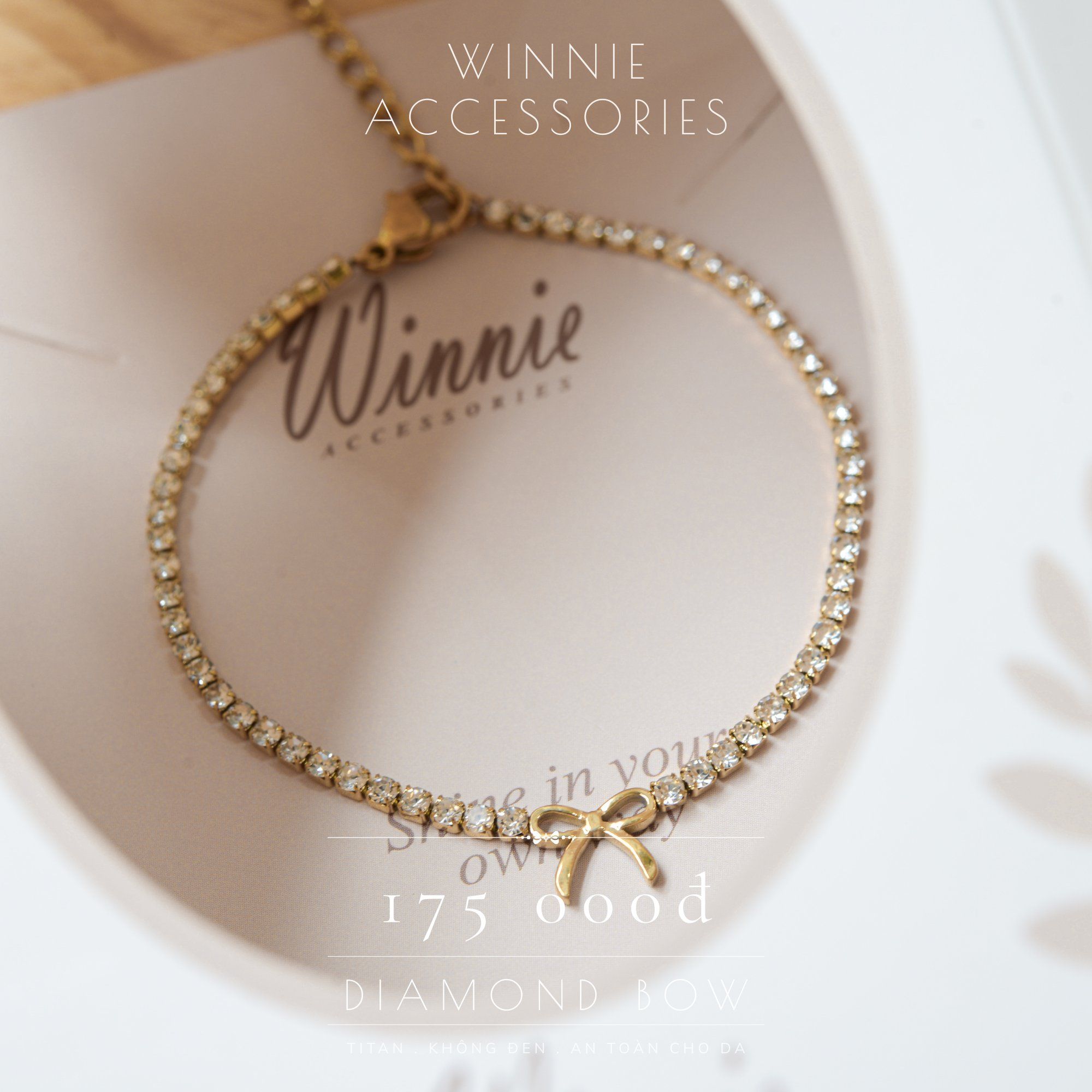  Lắc tay Titan Diamond bow 