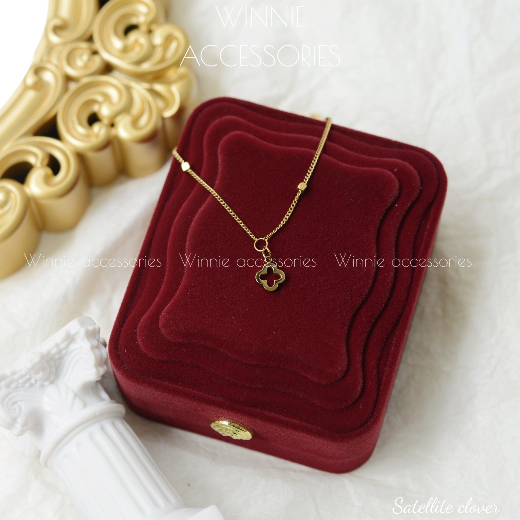  Lắc tay Titan Satellite clover 