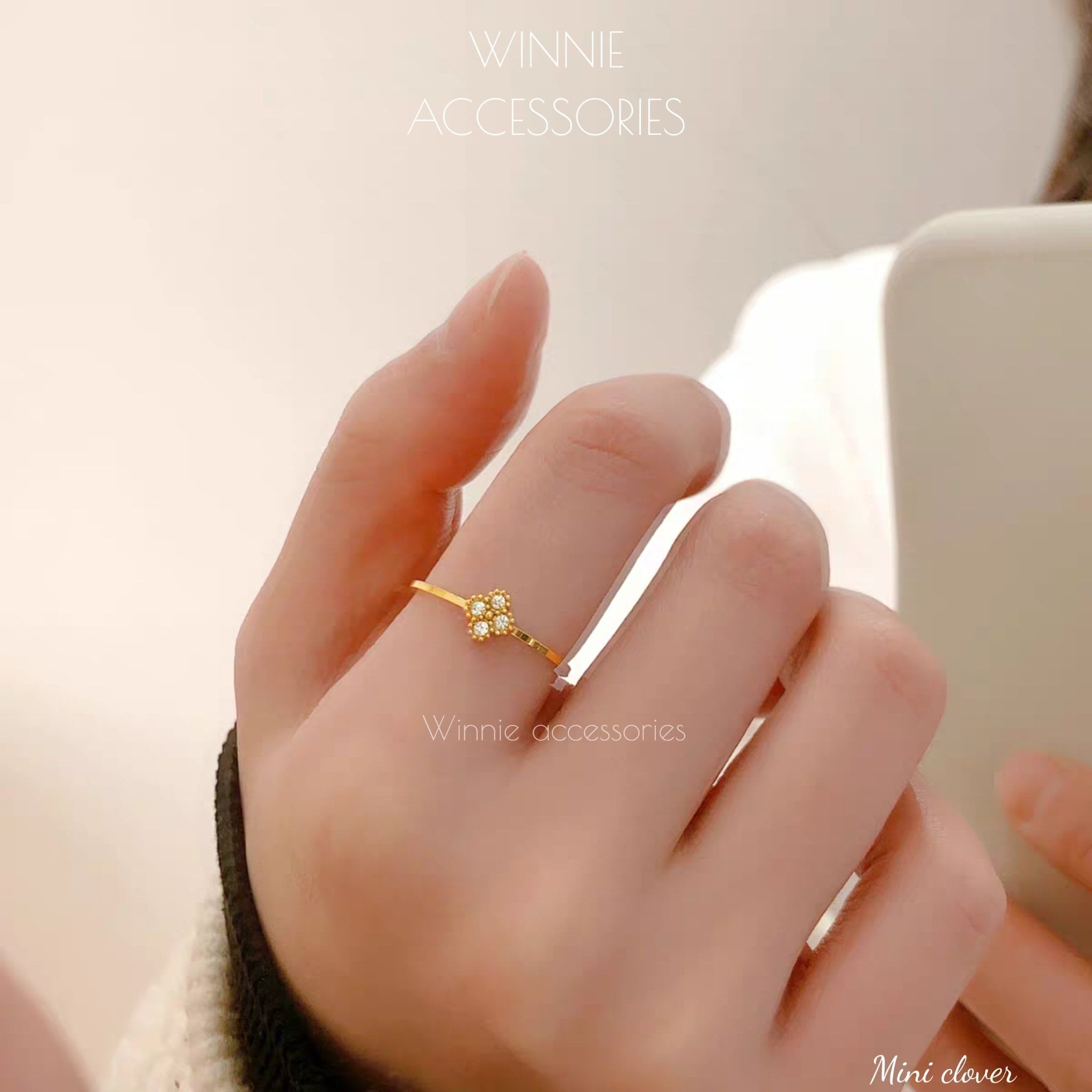  Nhẫn Titan Mini Clover 