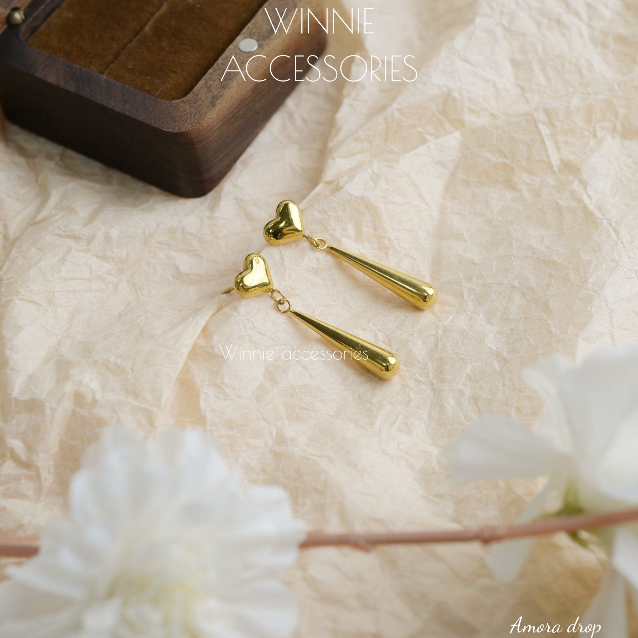  Hoa tai Titan Amora Drop 