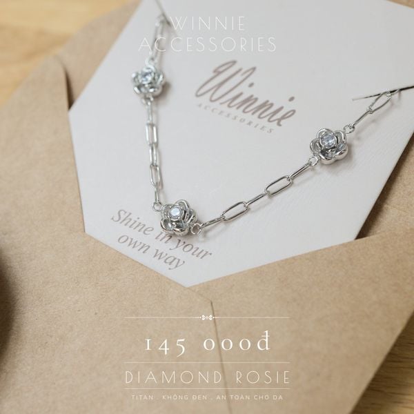 Lắc tay Titan Diamond rosie B 
