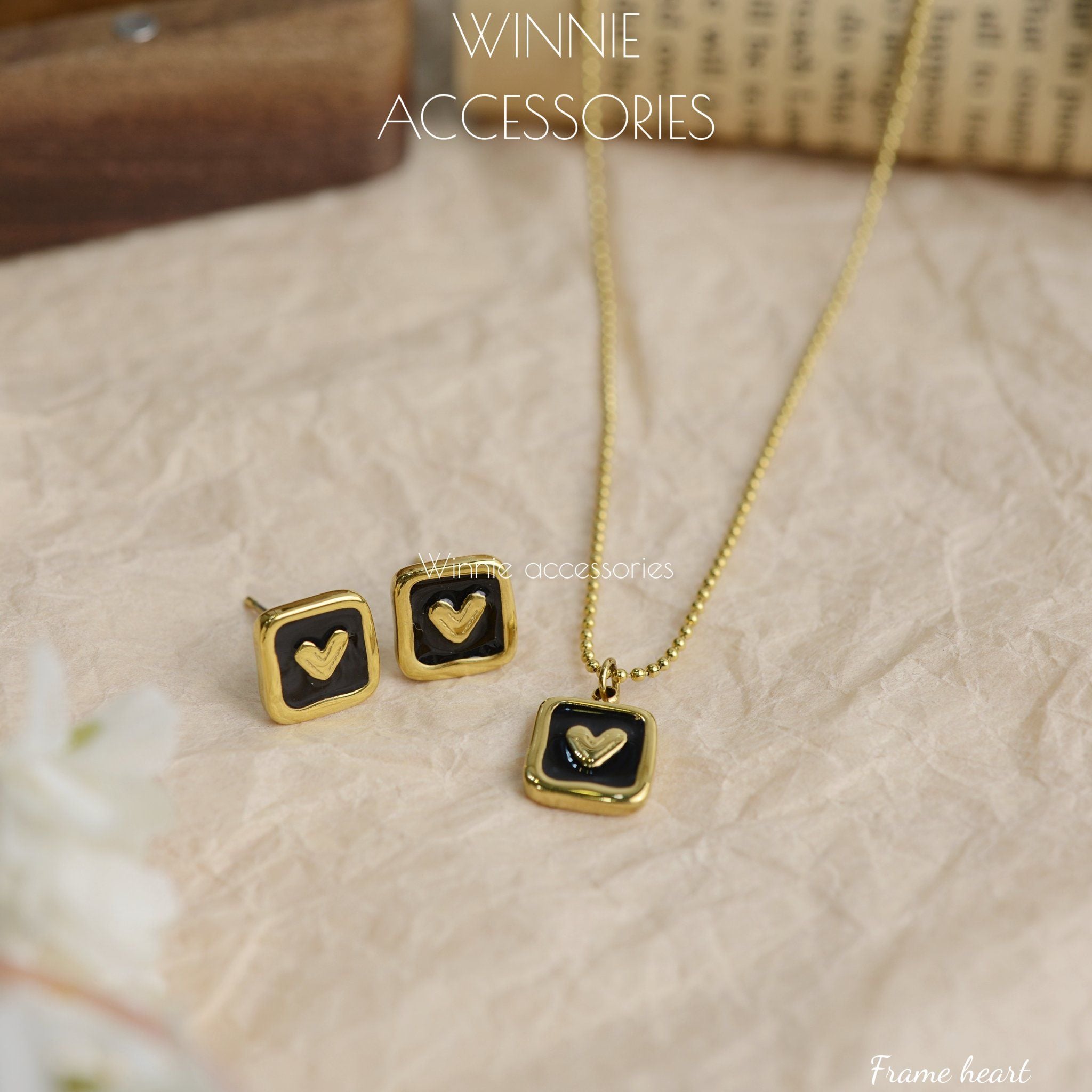  Dây chuyền Titan Frame heart 