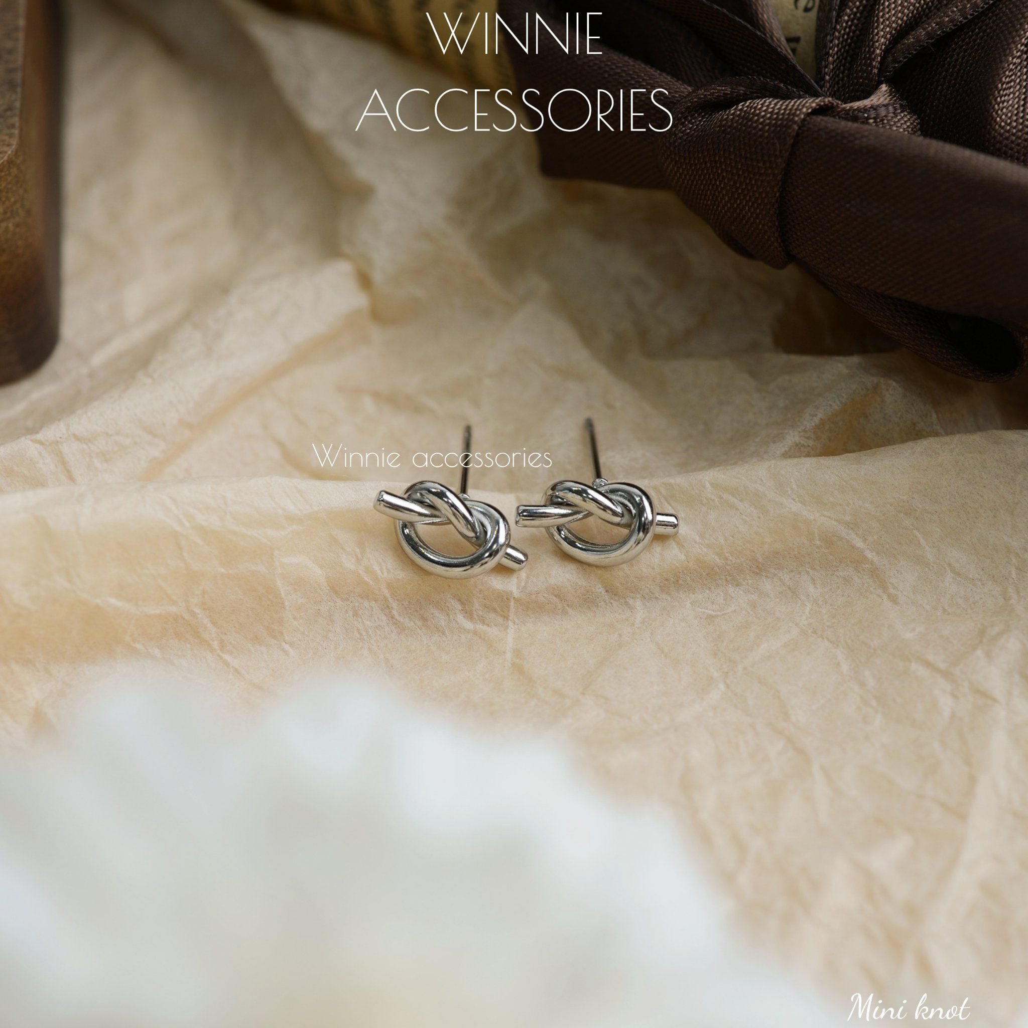  Hoa tai Titan Mini Knot 