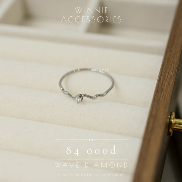  Nhẫn Titan Wave Diamond B 