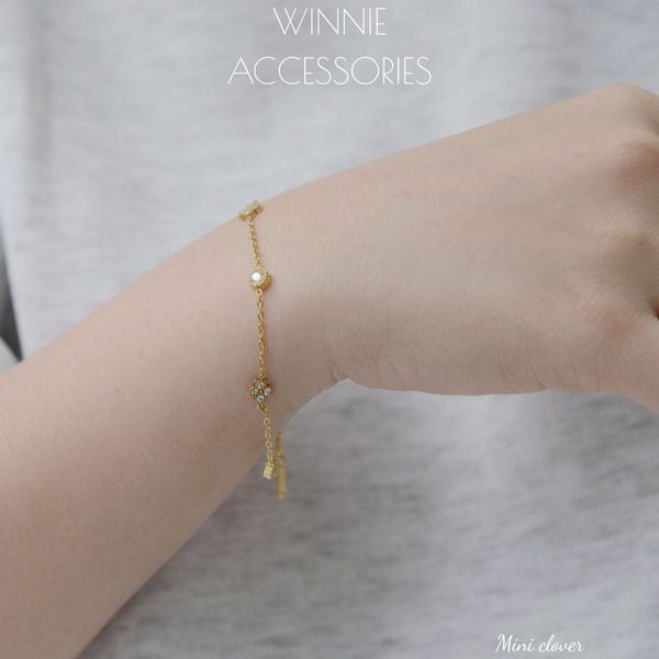  Lắc tay Titan Mini Clover 