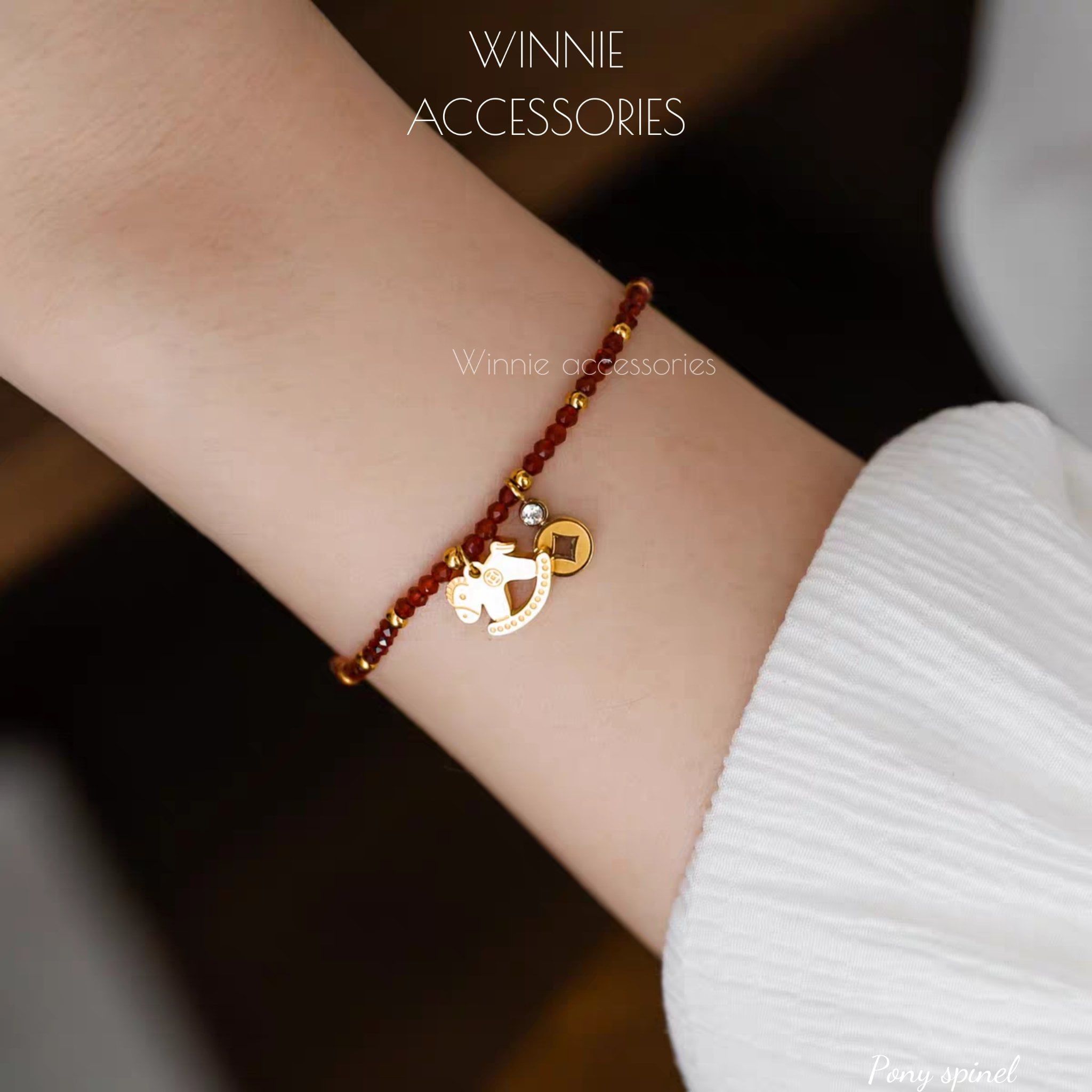  Lắc tay Titan Pony Spinel 