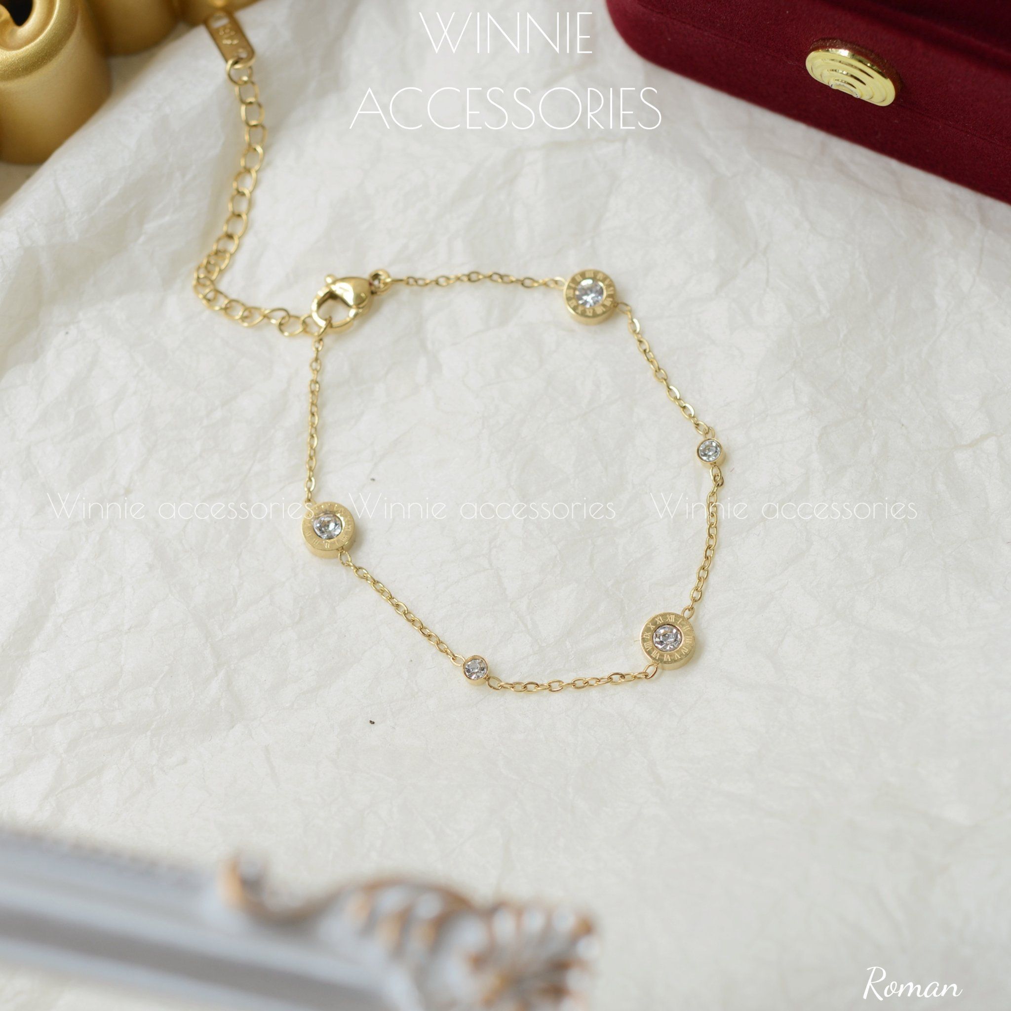  Lắc tay Titan Roman 