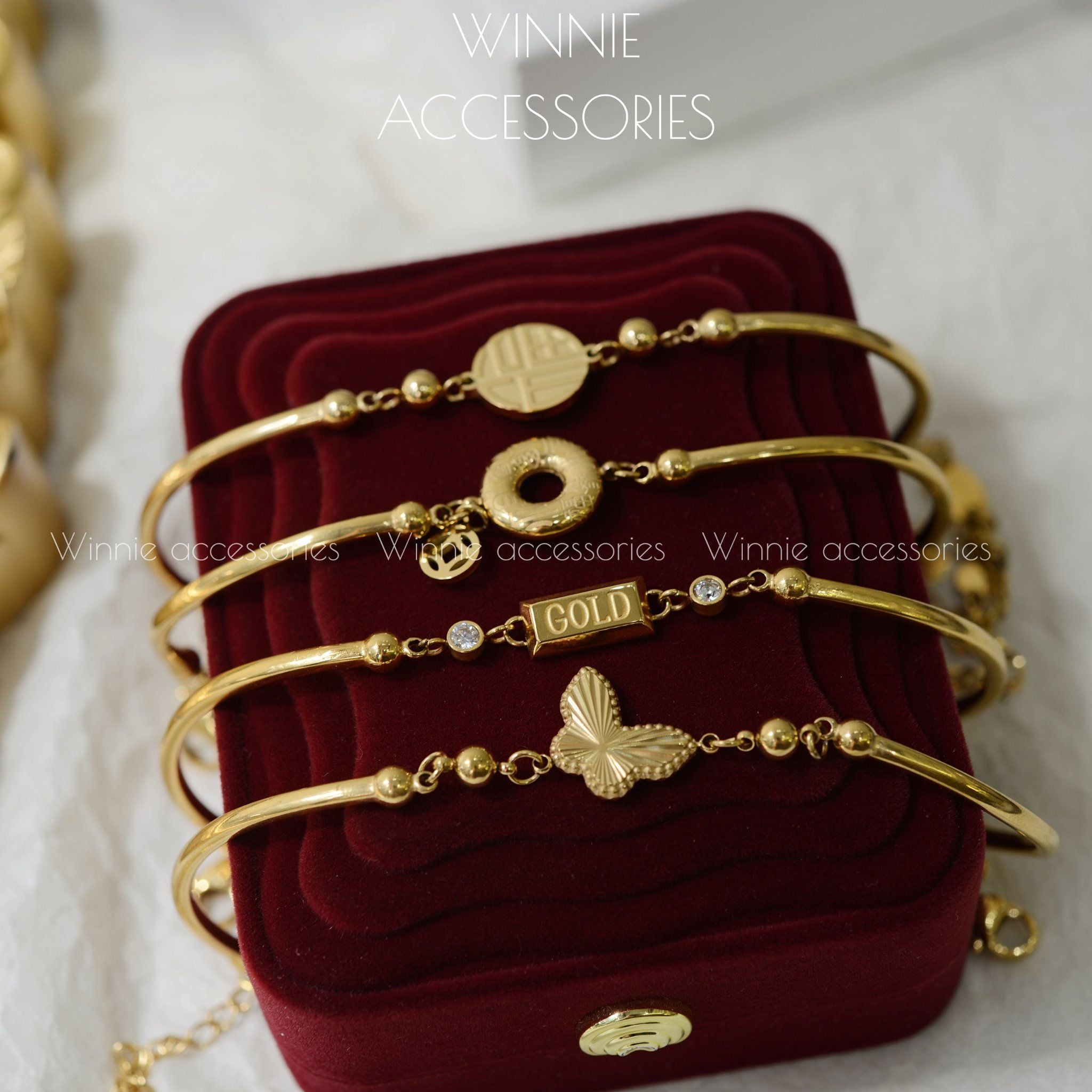  Lắc tay Titan Mail Tube 