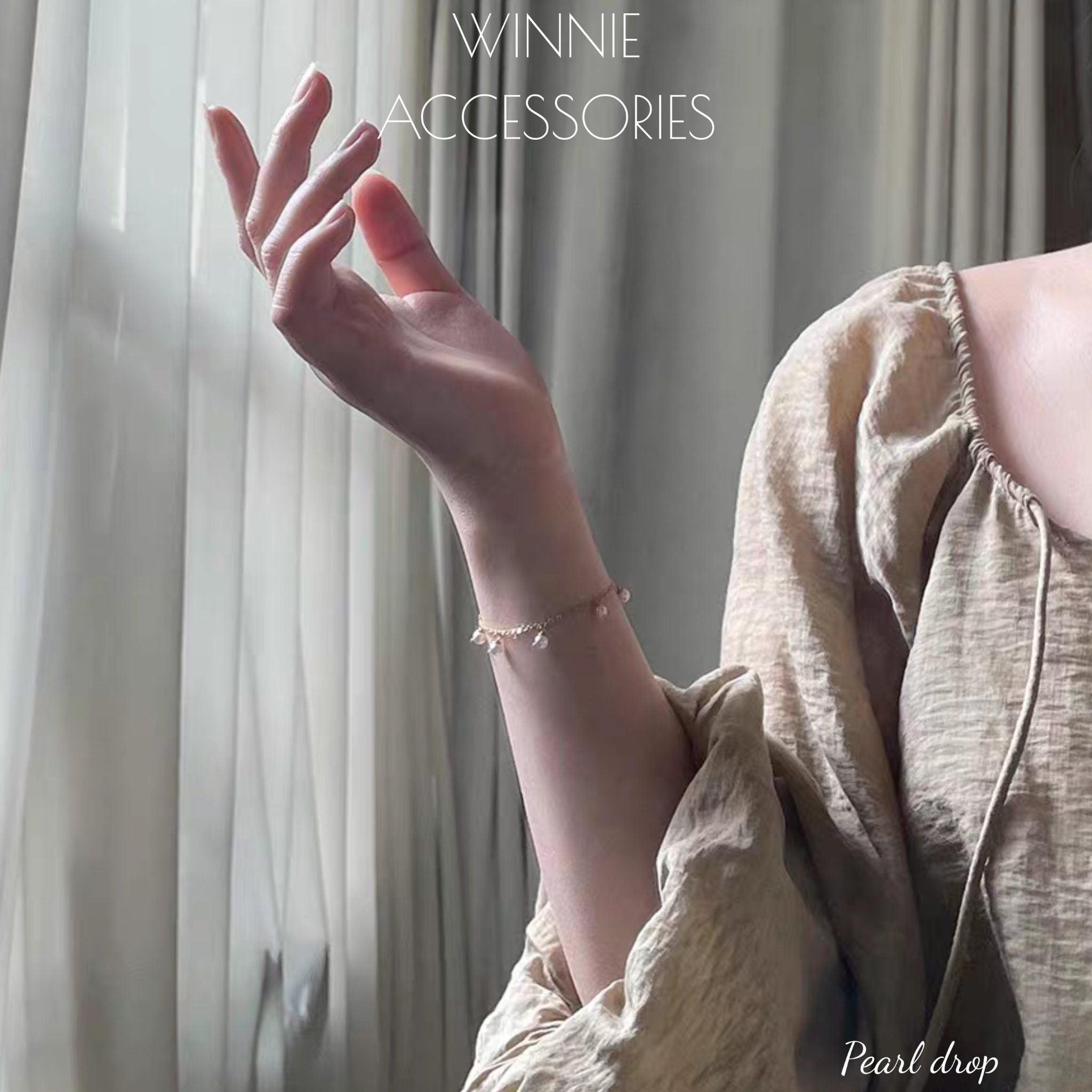  Lắc tay Titan Pearl Drop 