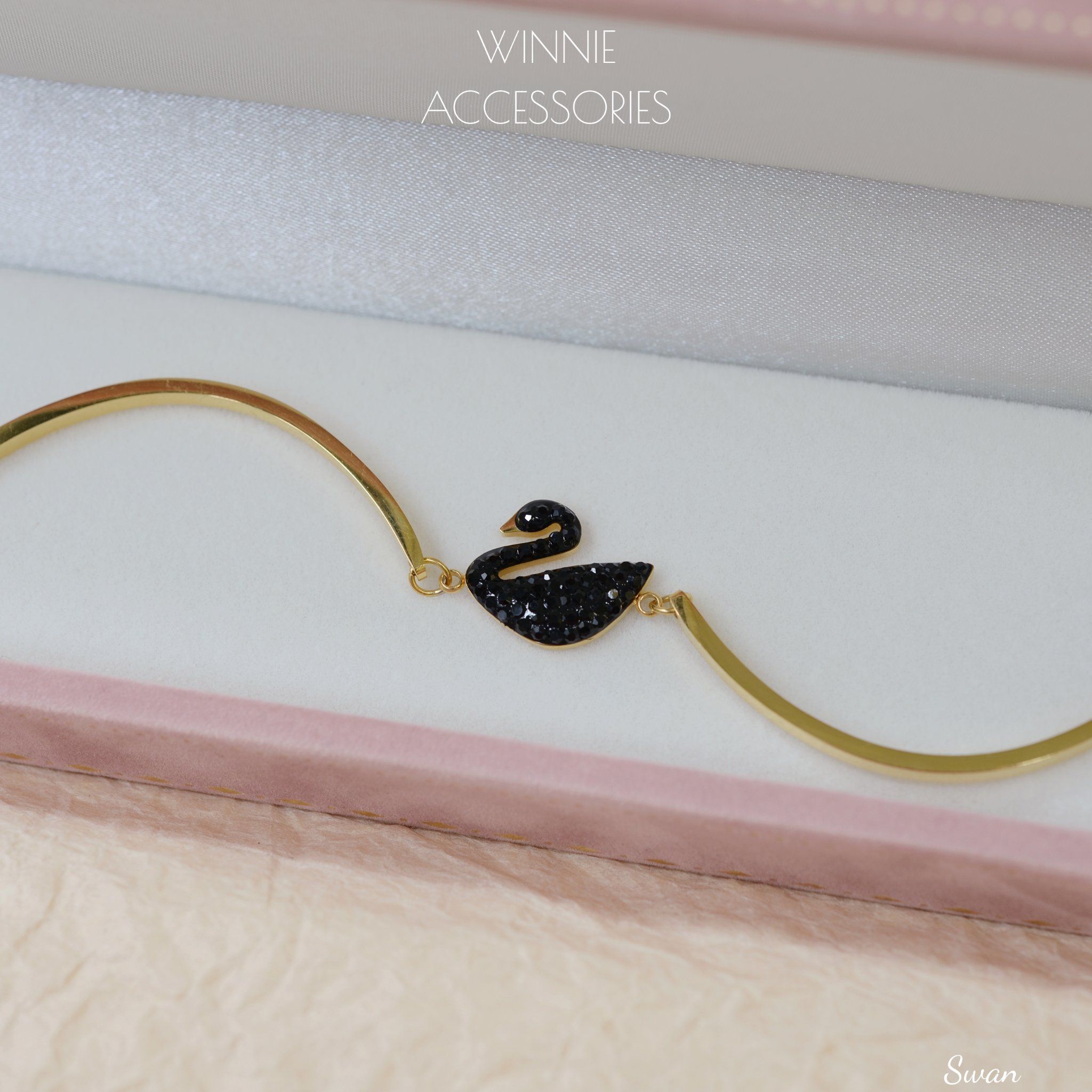  Lắc tay Titan Swan 