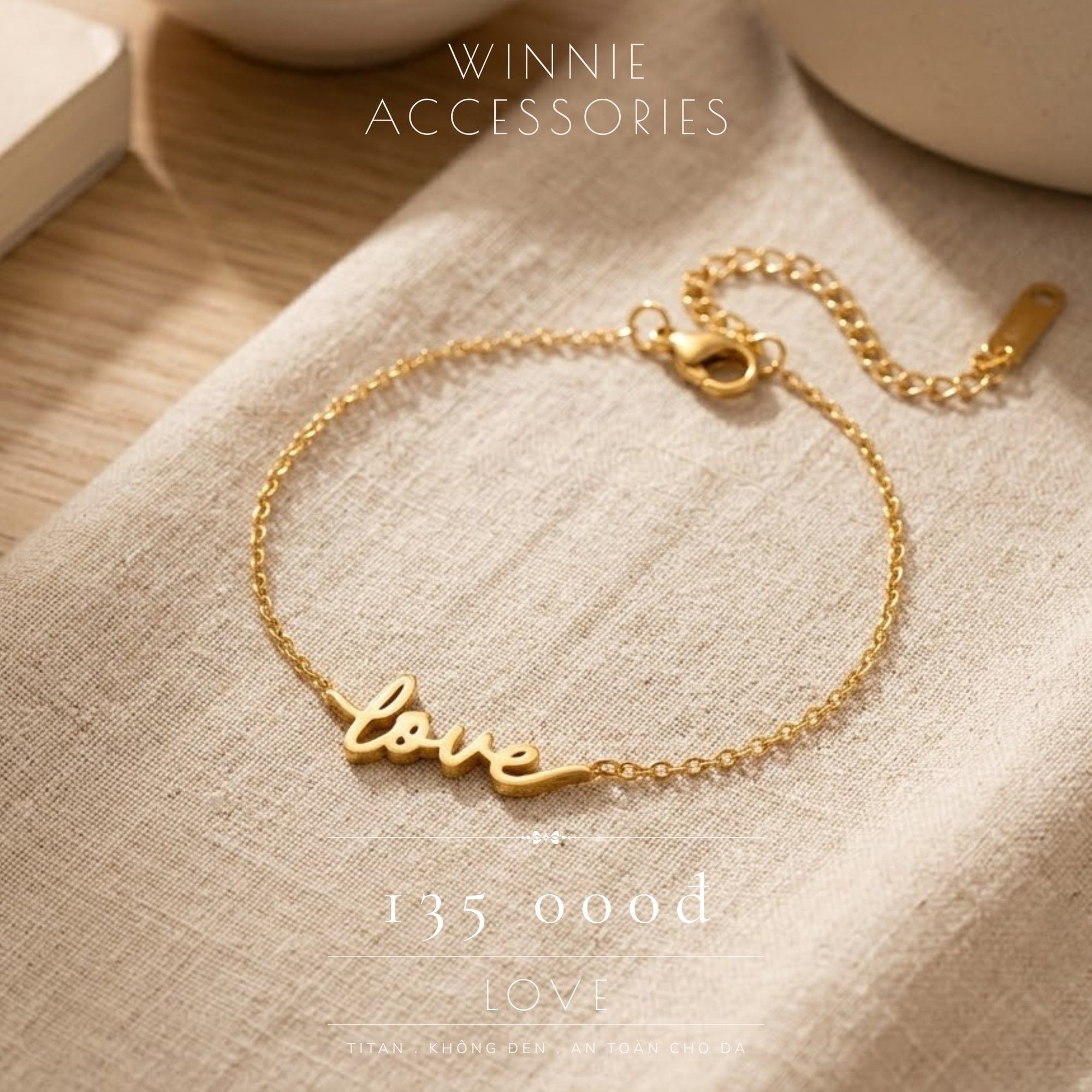  Lắc tay Titan Love 